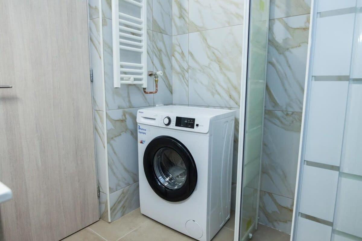 Charming Urban Oasis 1BR Apt near Megaro Mousikis