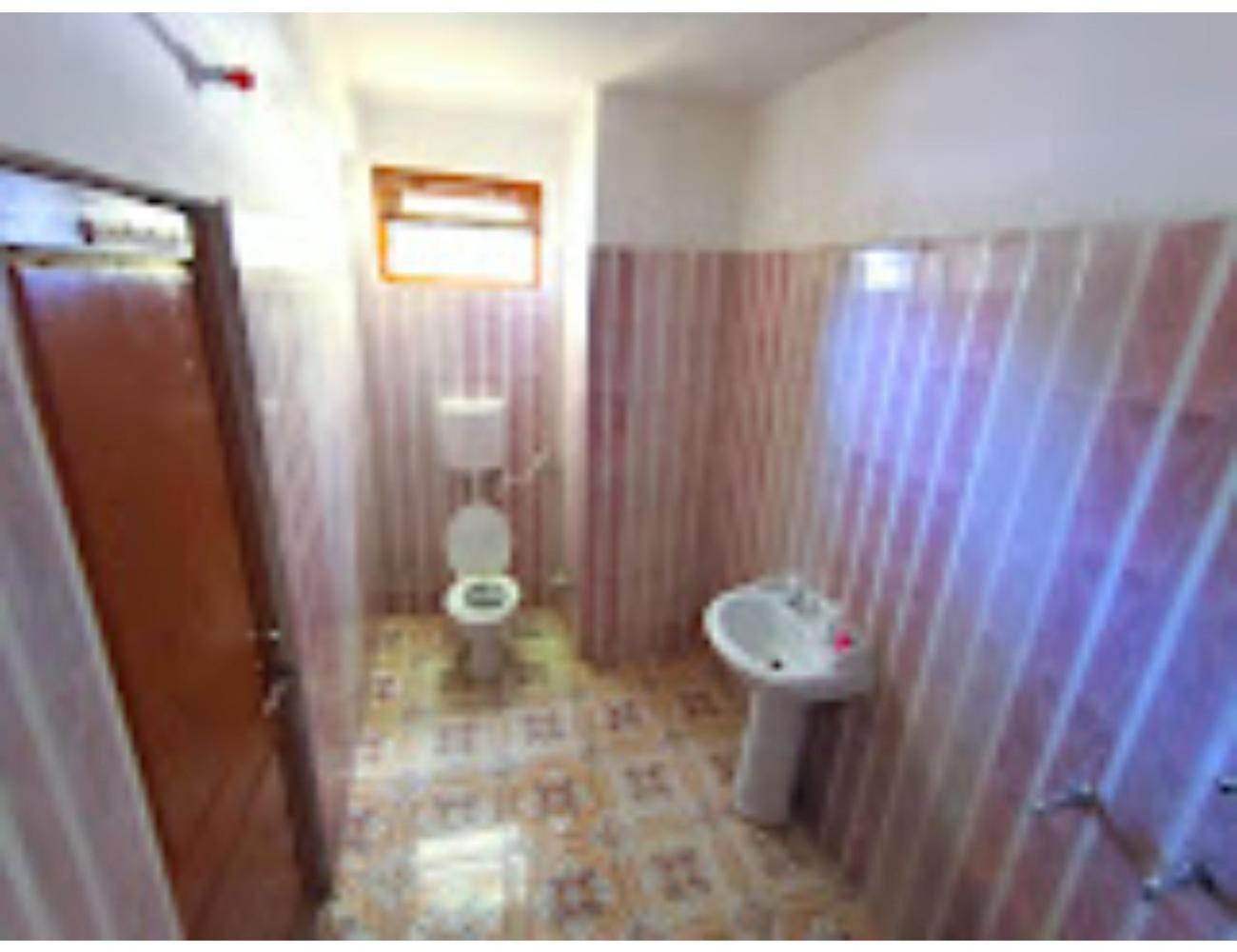 Hotel Namami Gange Syanachatti, Yamunotri view 2