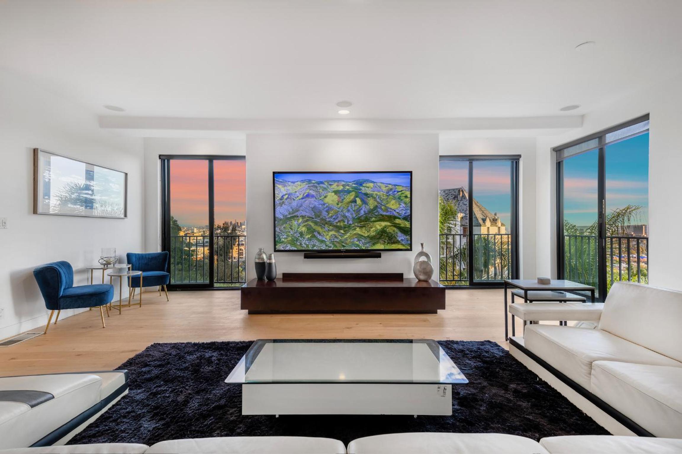Hollywood Hills Chateau Marmont Villa