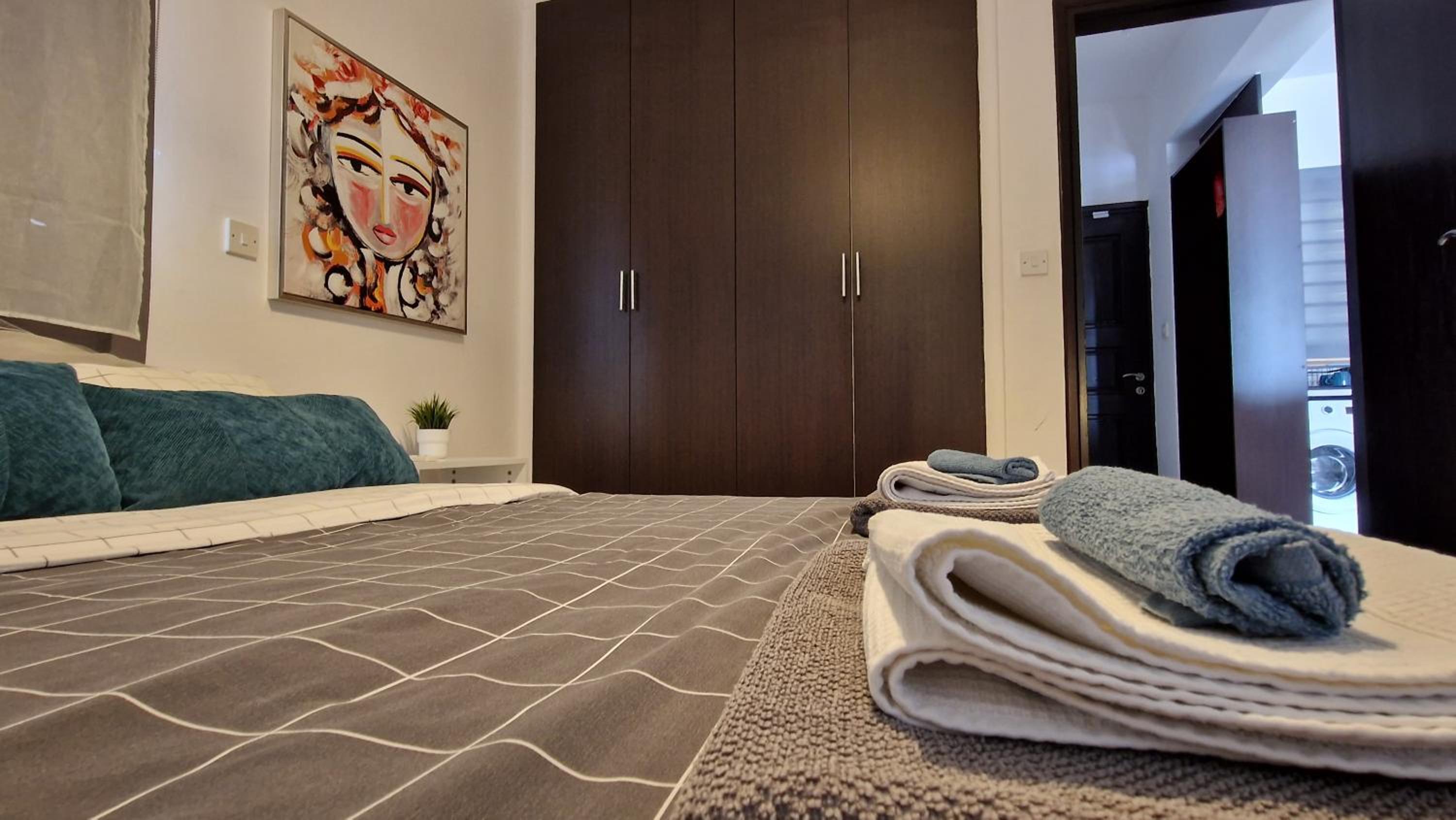 Blue Pearl holiday apartments with pool in kato paphos