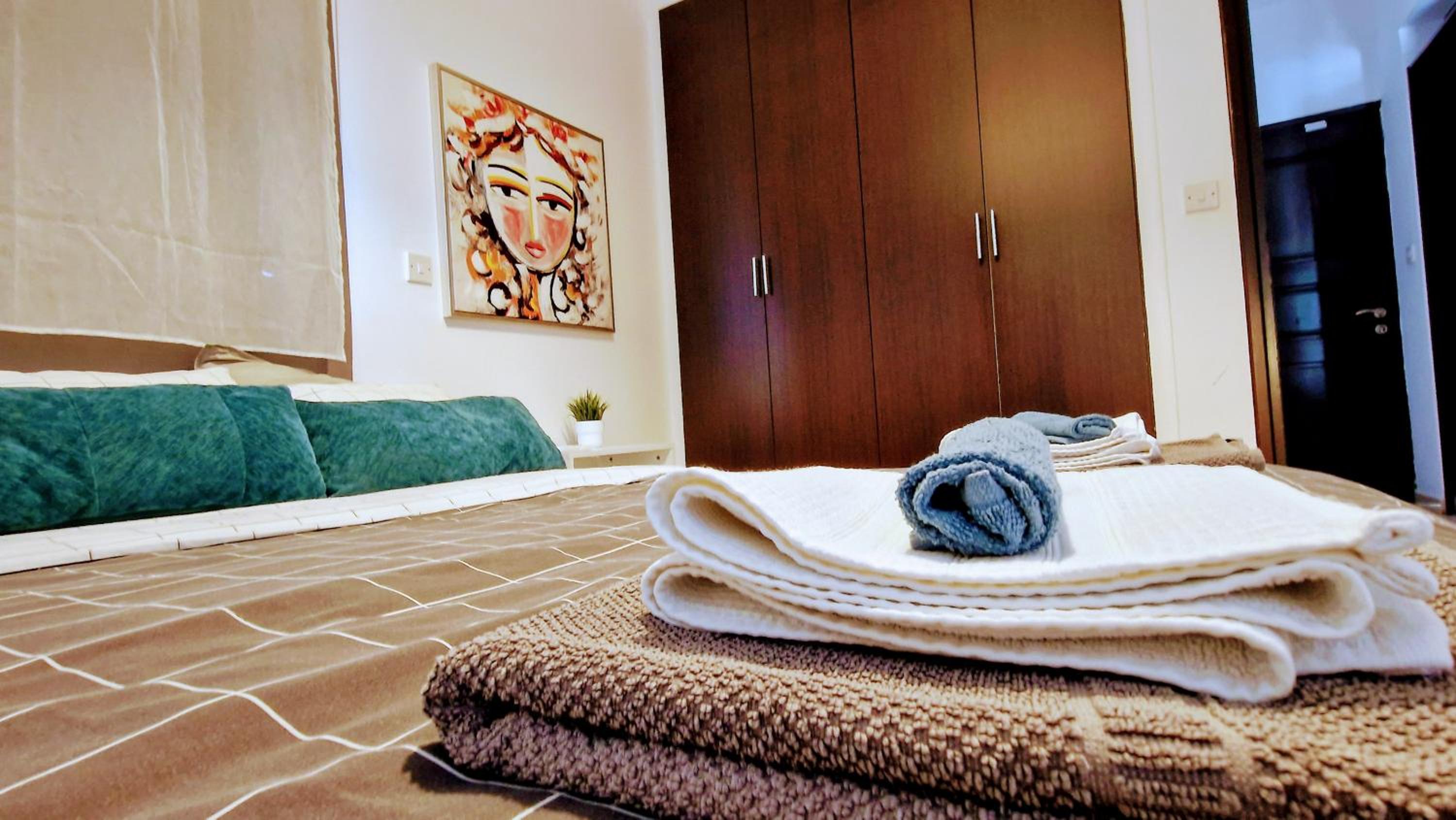 Blue Pearl holiday apartments with pool in kato paphos