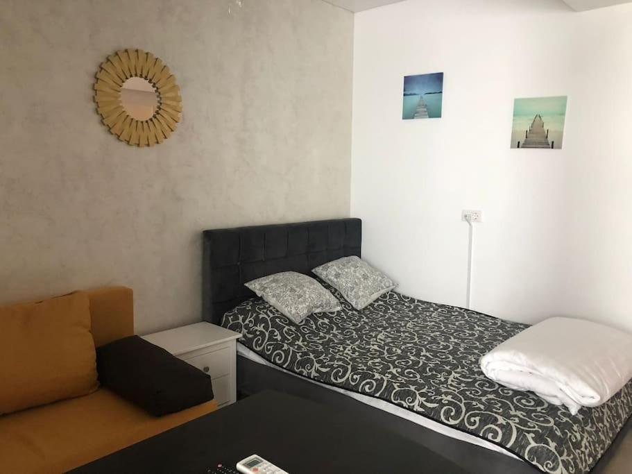 Astoria STUDIO few minutes walk to the Beach and Clubs in Mamaia Nord view 5