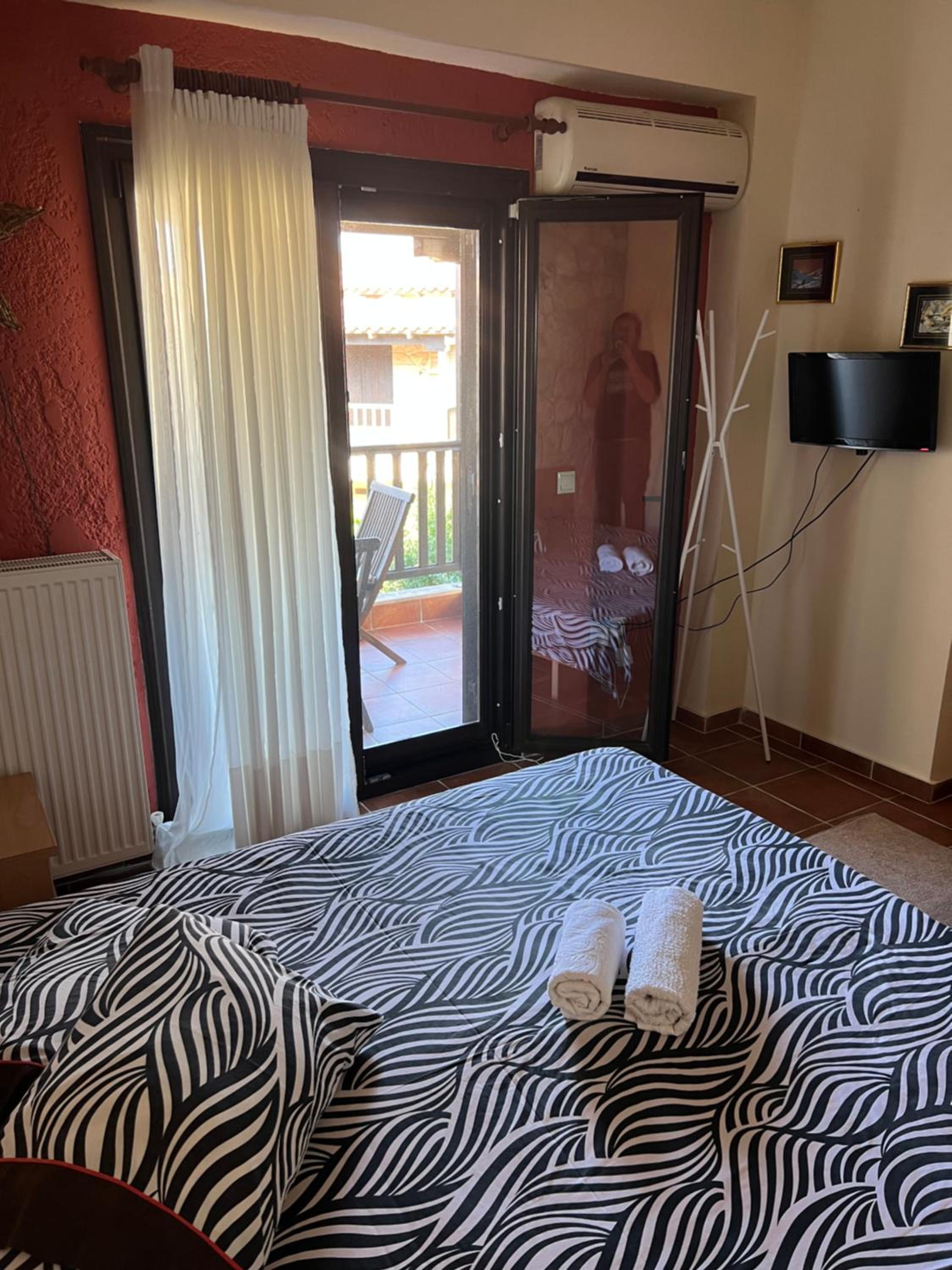 Afytos house