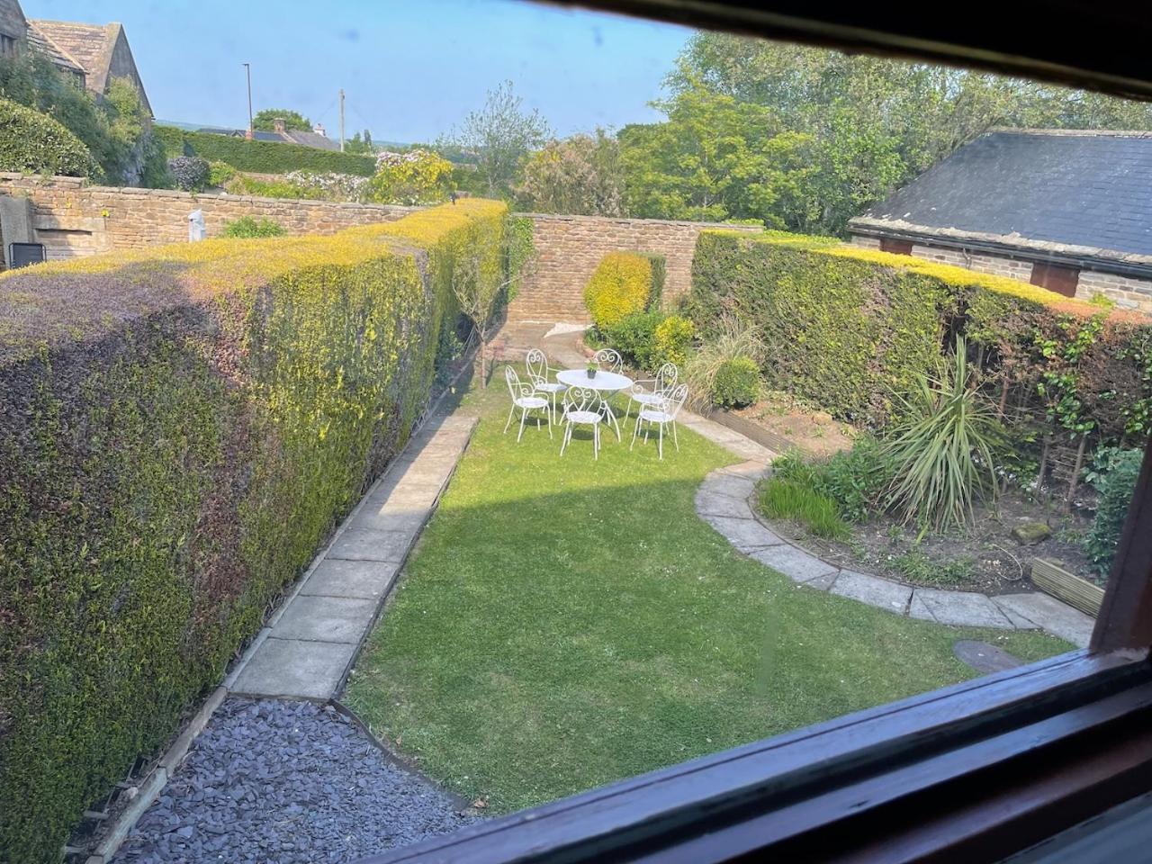 Beech Cottage cosy 7 bed sleeps 9 - dogs very welcome