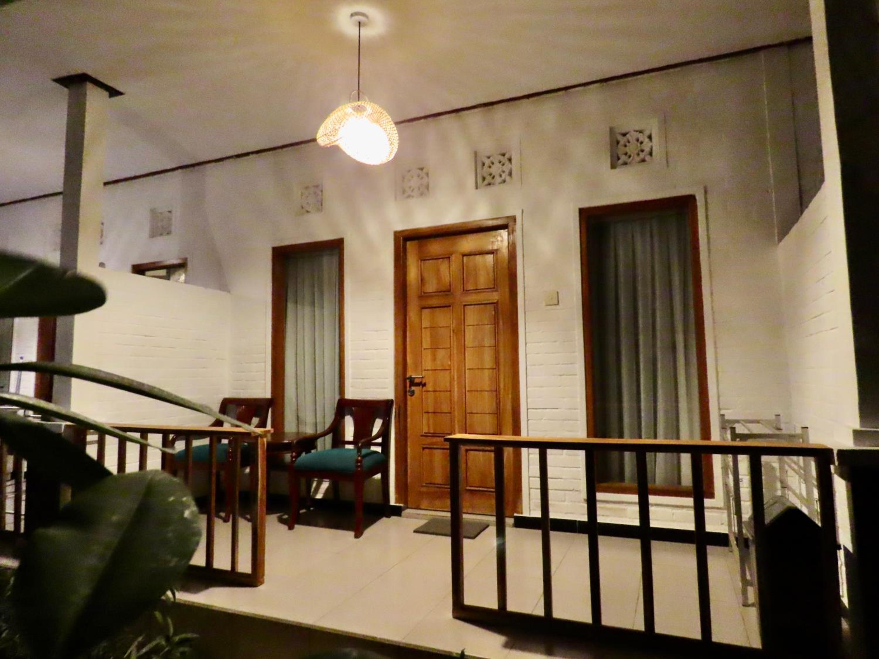 Blue Waves Balangan Homestay