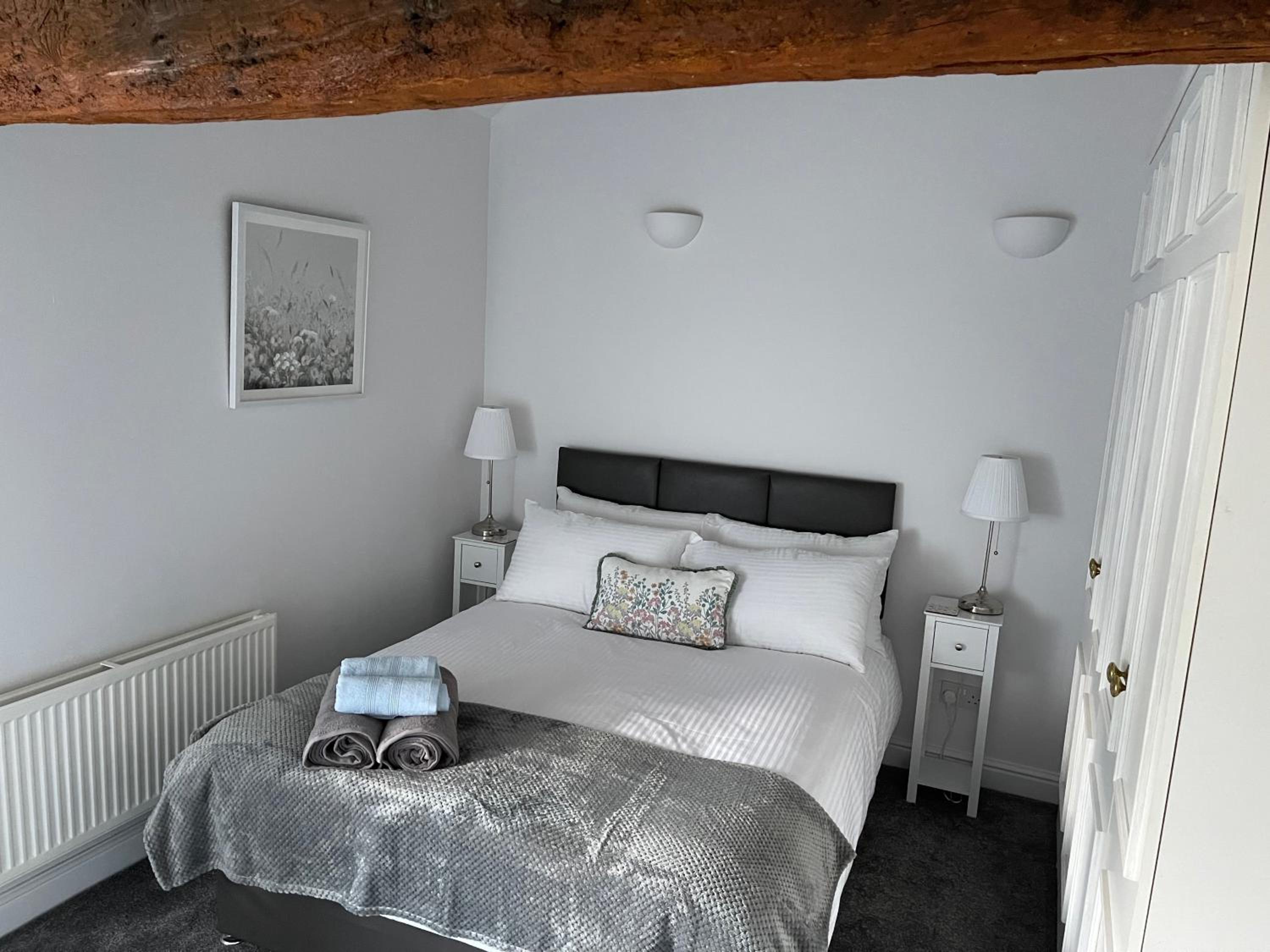 Beech Cottage cosy 7 bed sleeps 9 - dogs very welcome, photo 17