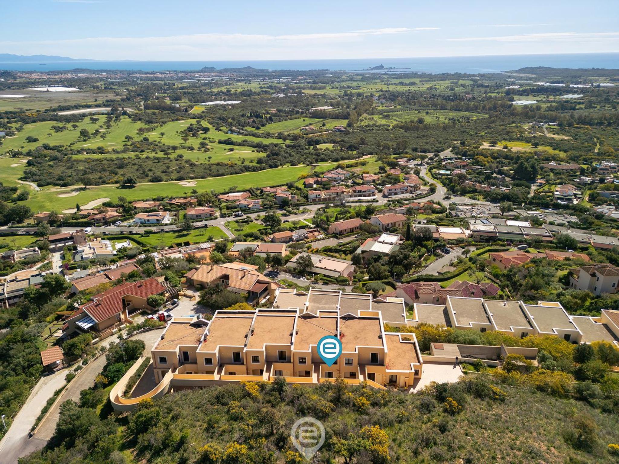 Estay - Casa Oskar - AirCon - WiFi - Parking - Views