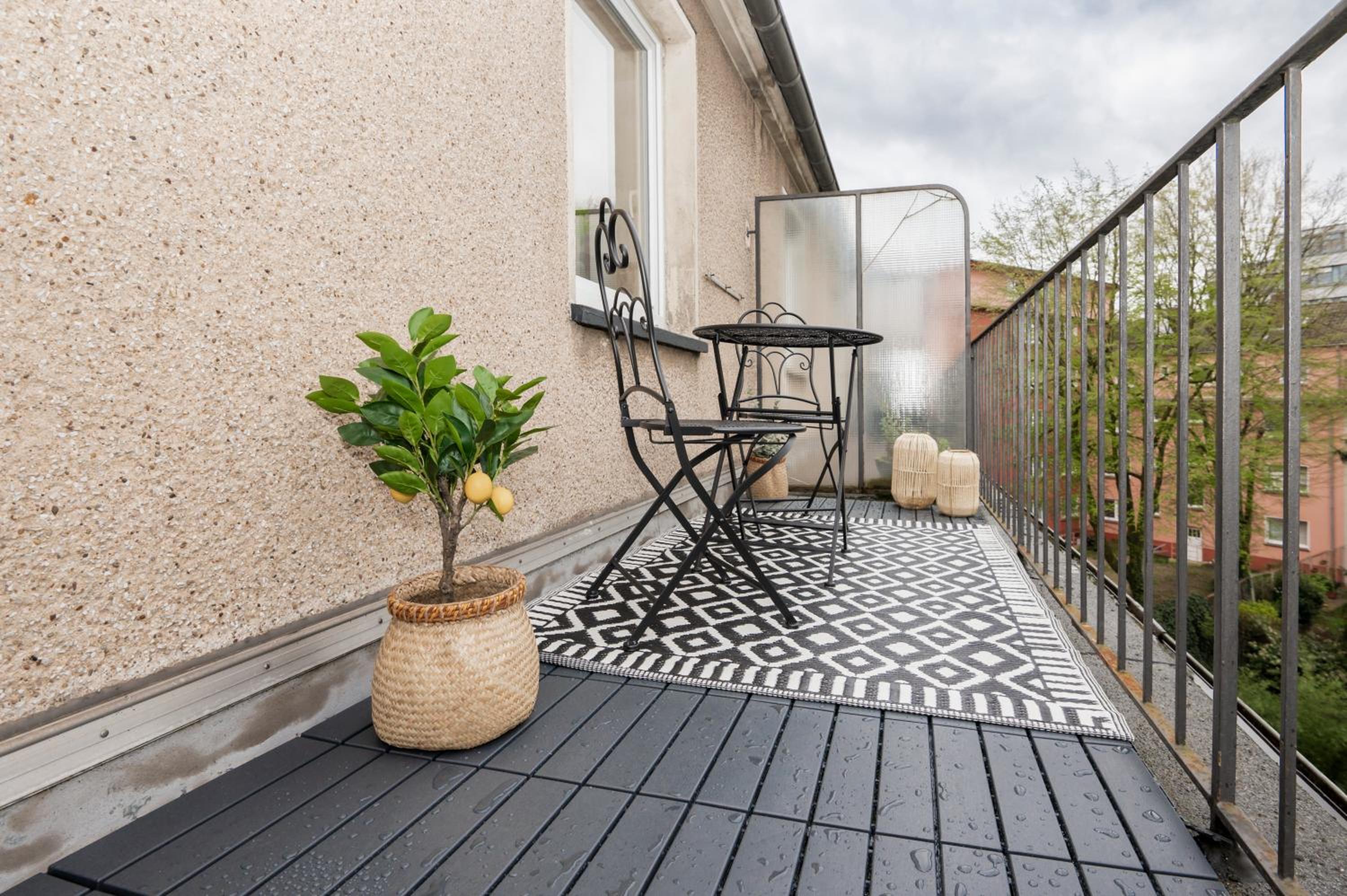 balance & terrace