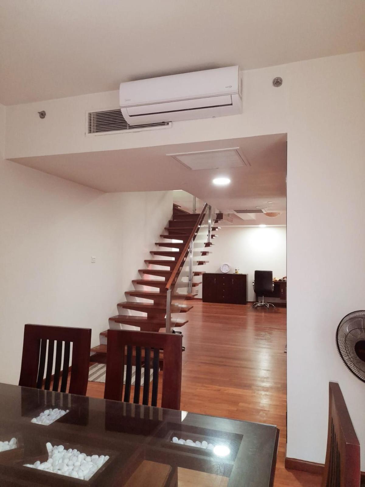 LAKNA HOUSE
