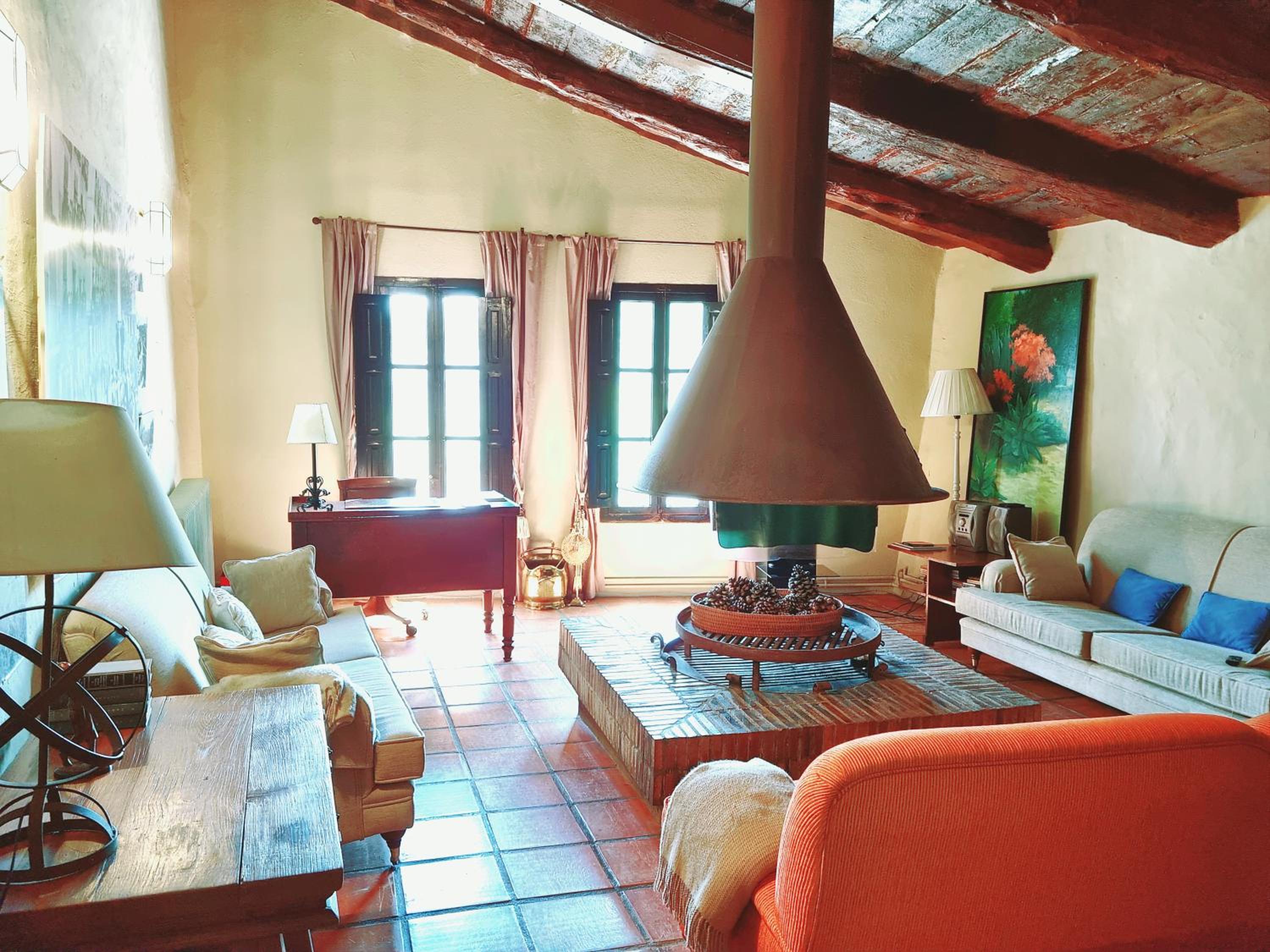 Masía Finca La Sazadilla con Piscina