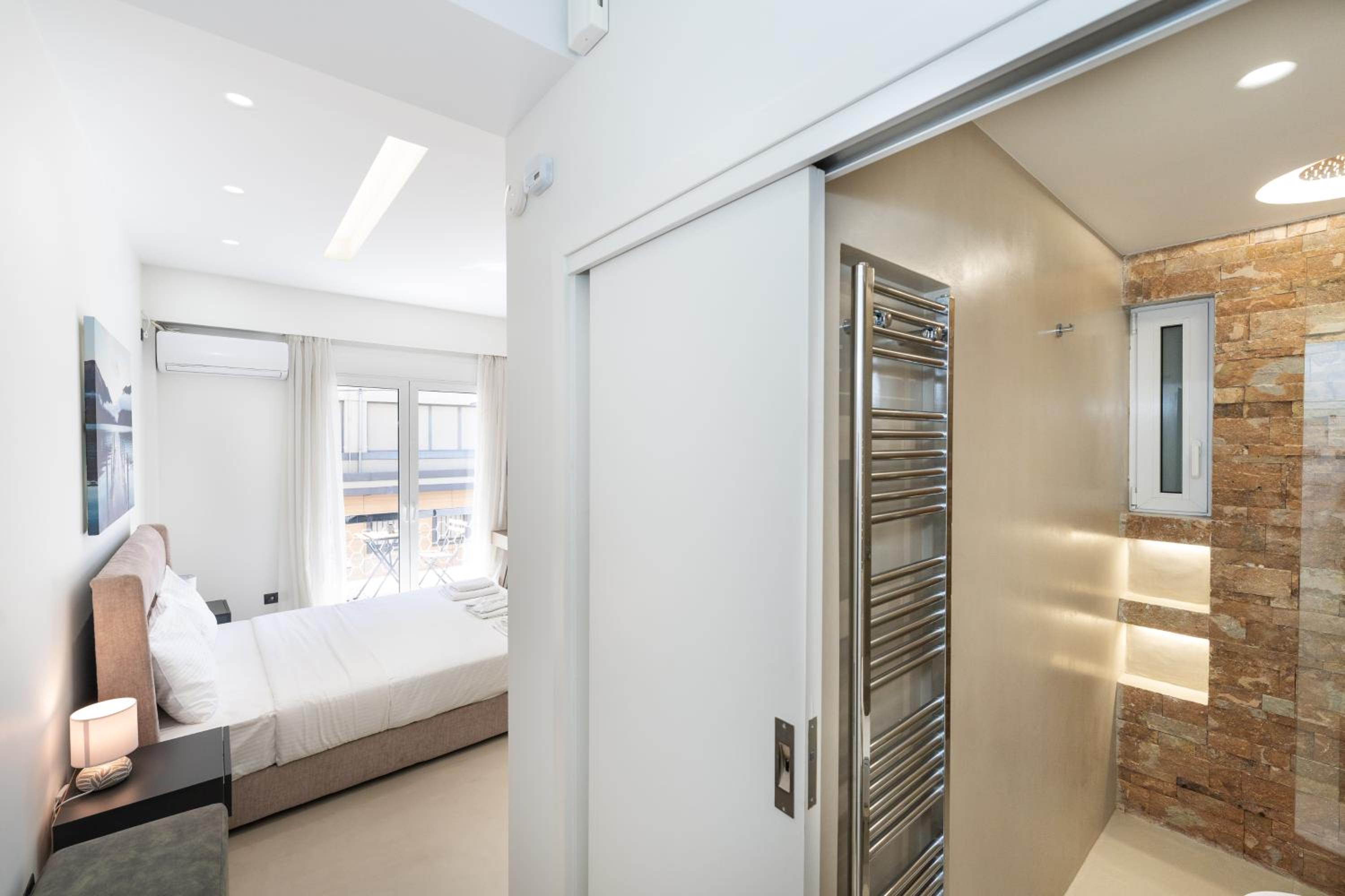 Minimal Studio with Balcony in Central Athens