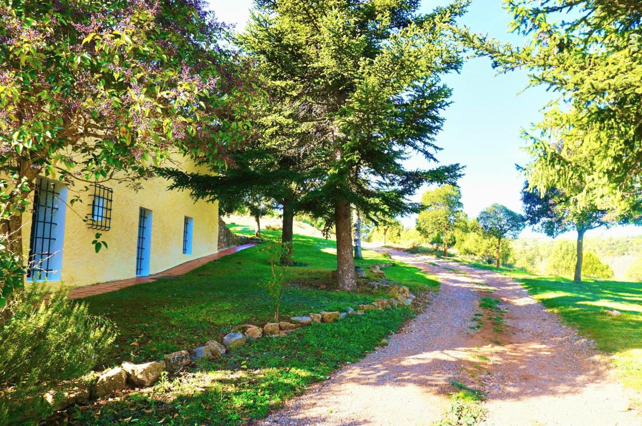 Masía Finca La Sazadilla con Piscina