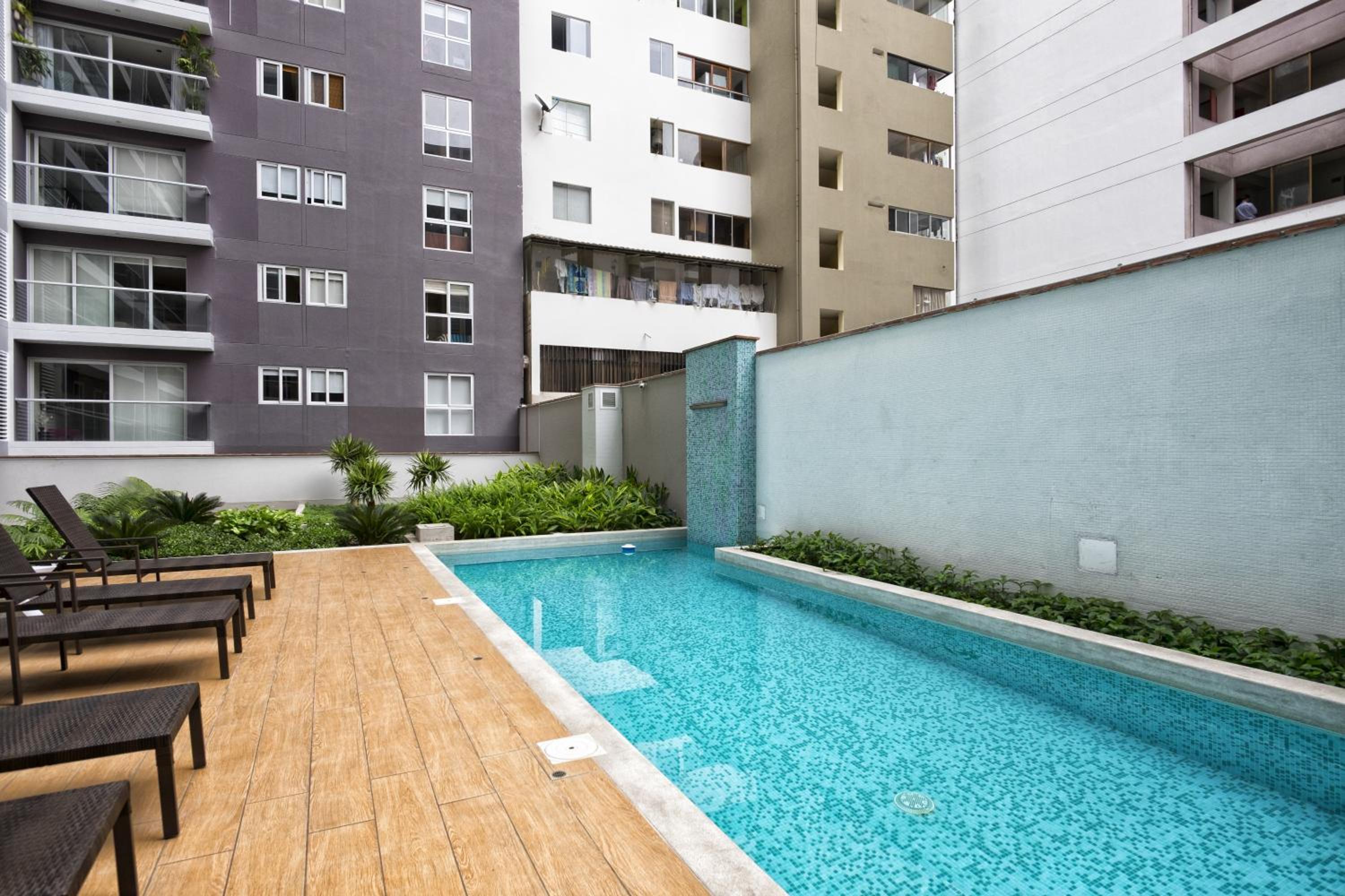 Upper Pardo Apartments view 4