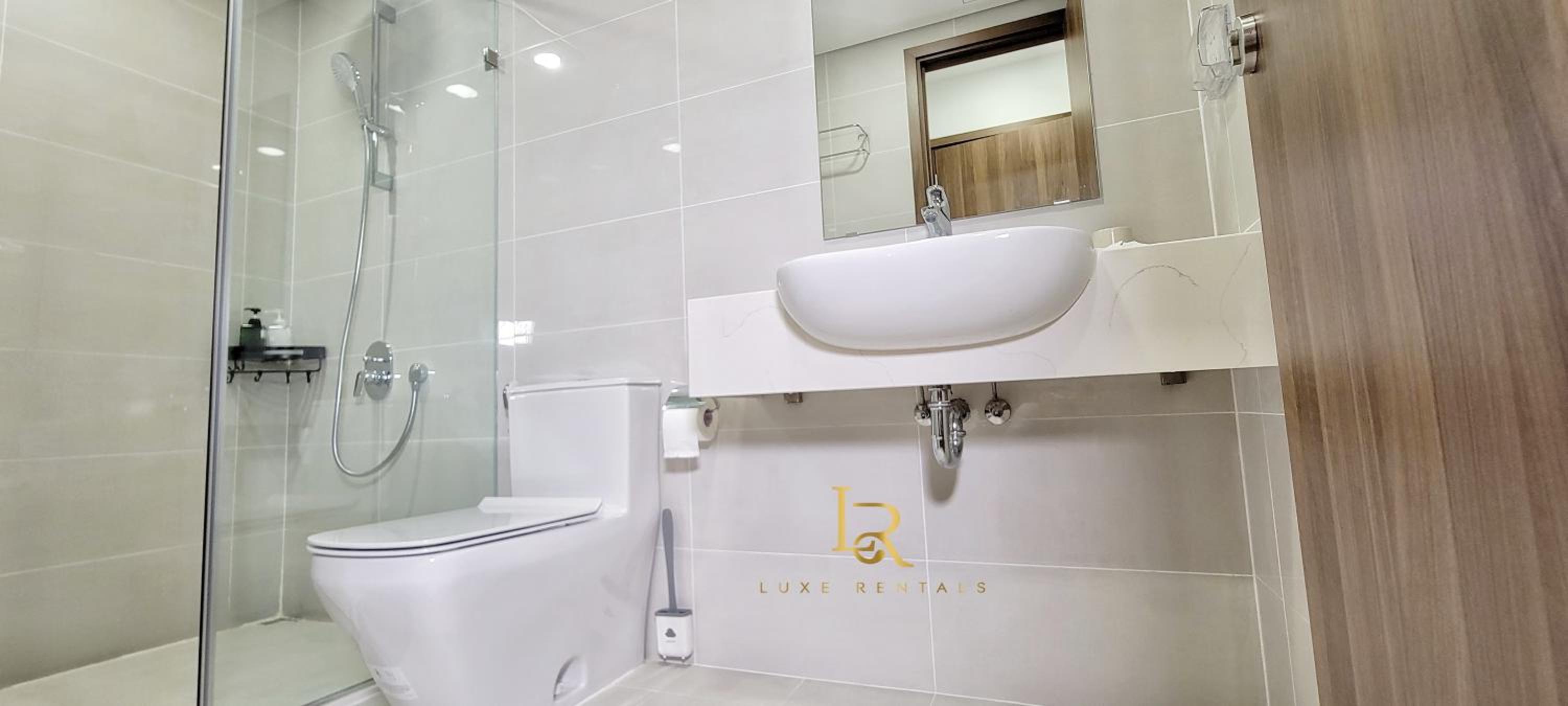 Luxury 2BR Condo in District 7