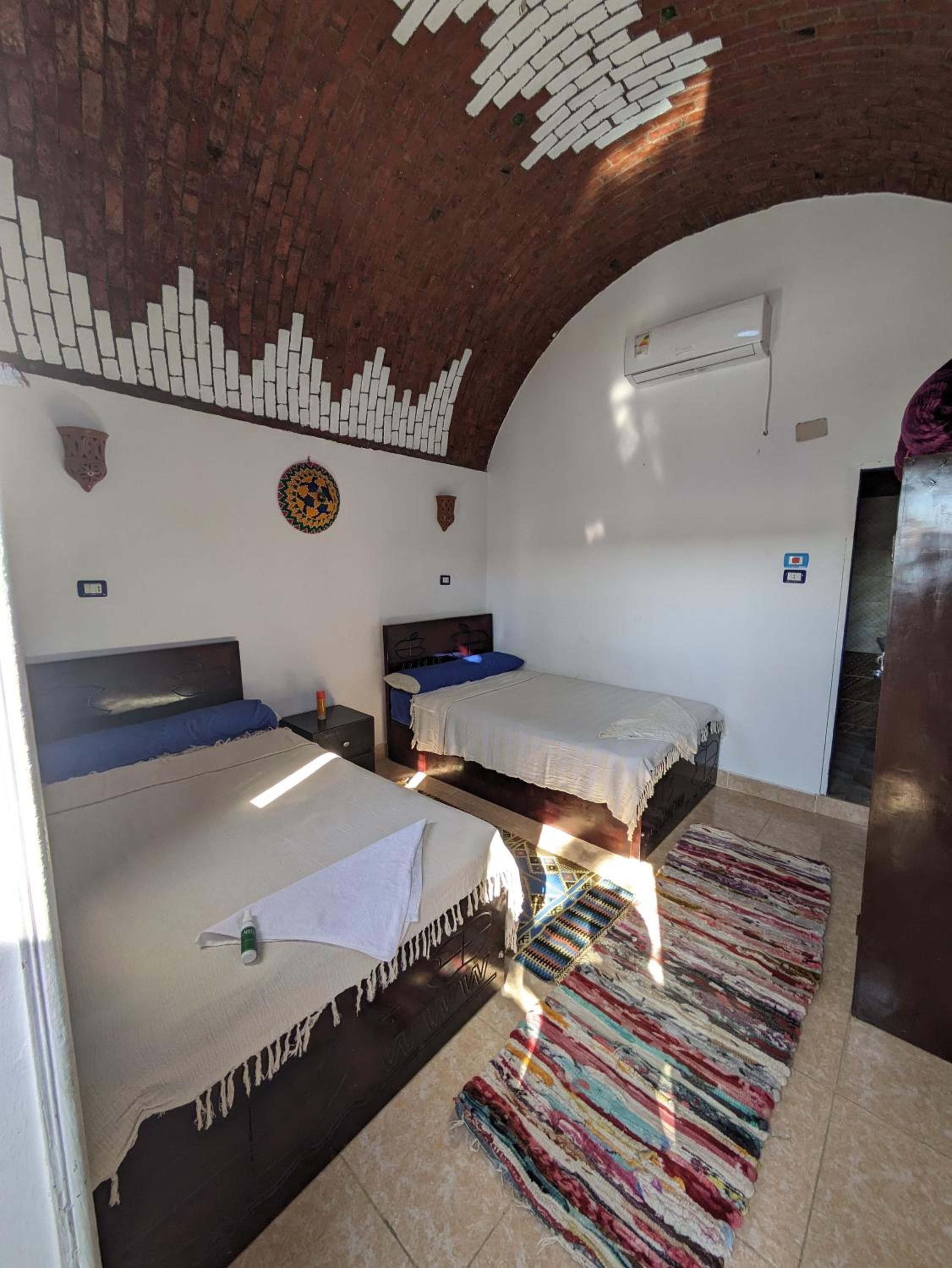 Kemet Guest House - Heissa Islan view 5