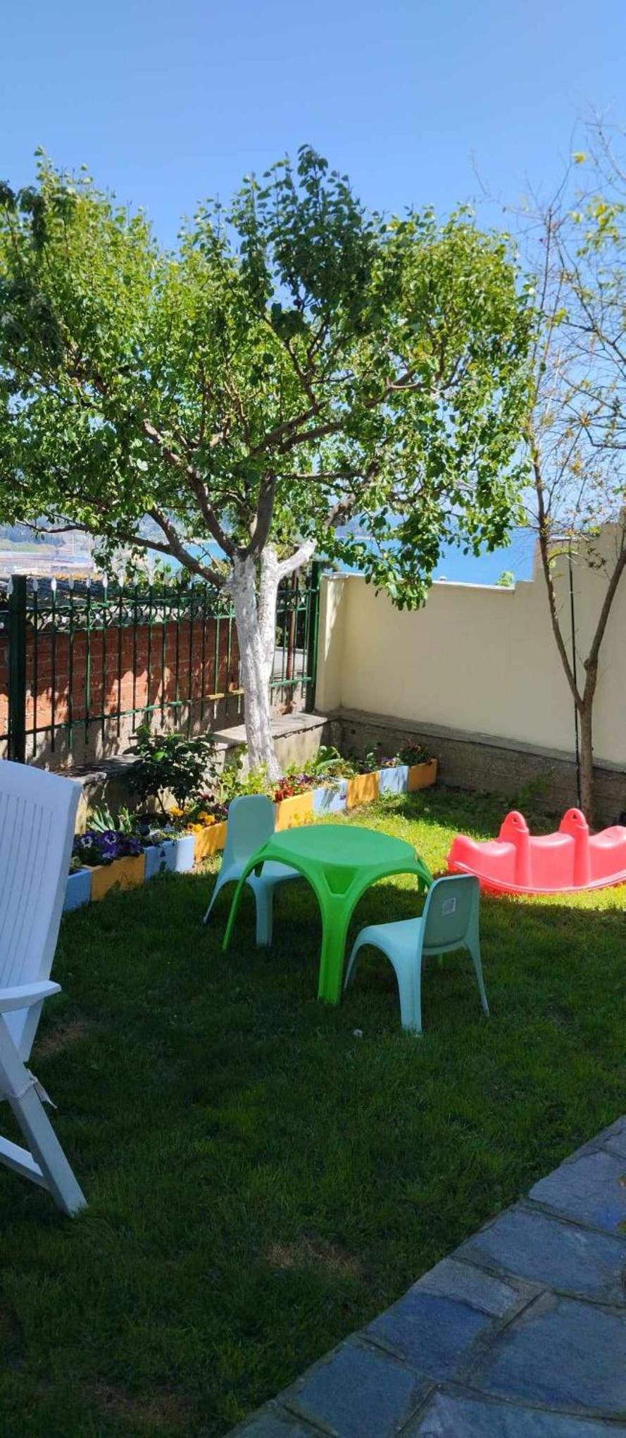 Xrisa's house