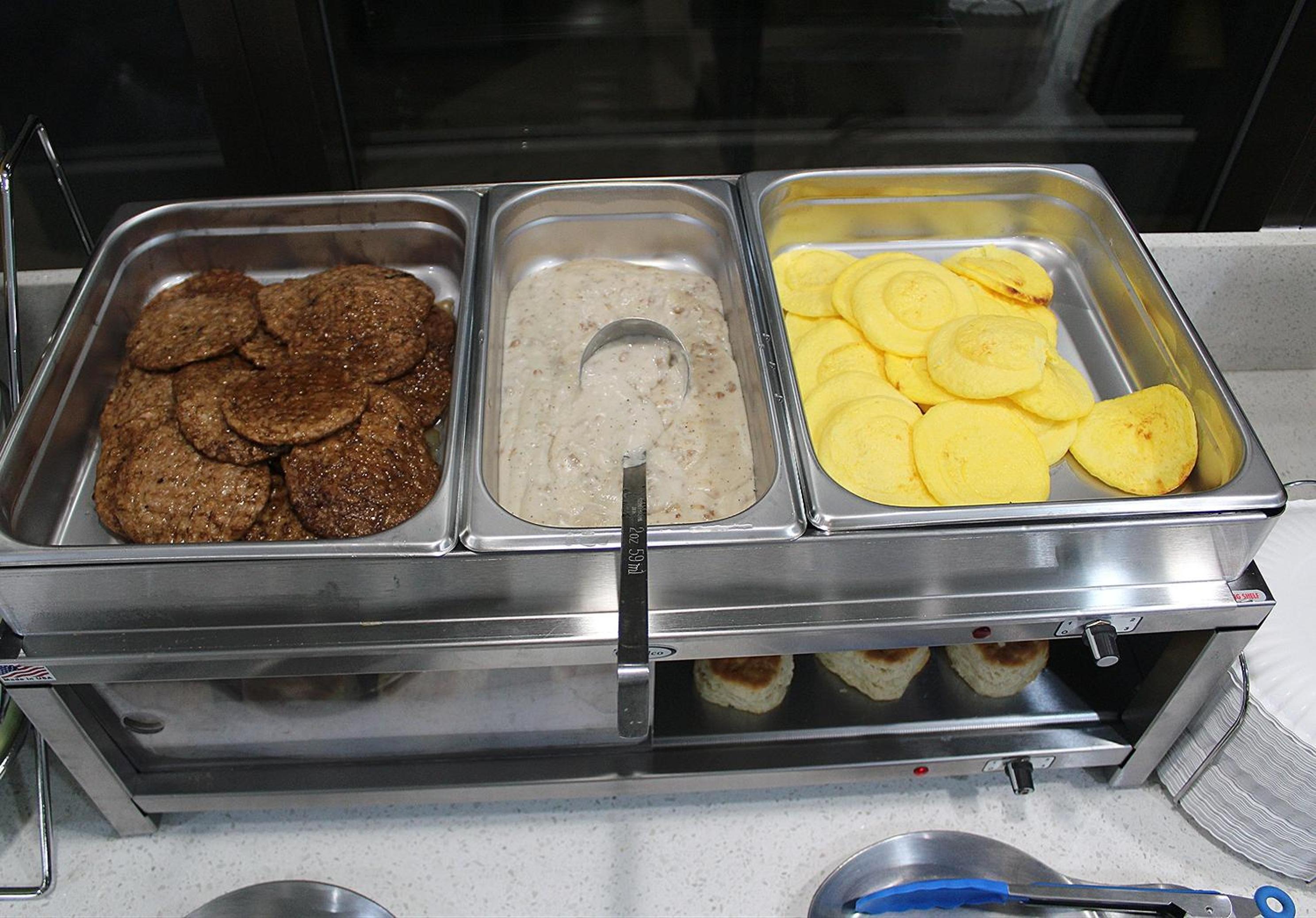 Marianna Vacations - Days Inn by Wyndham Marianna - Property Image 38