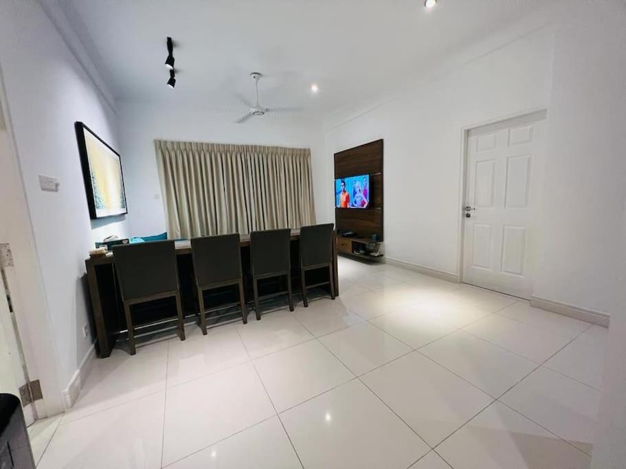 Ocean stays at Mount two Bedroom sea view apartment