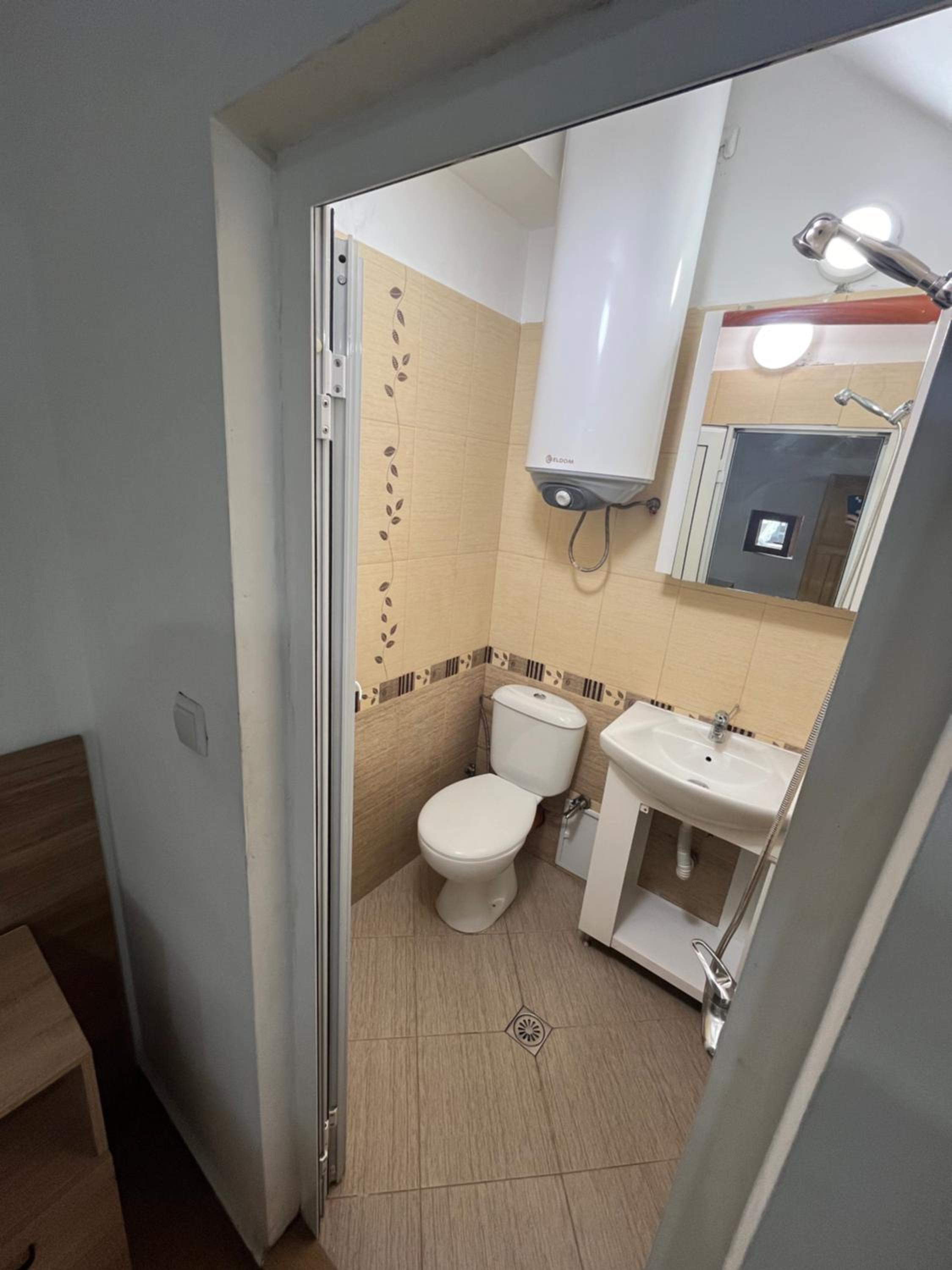 Nova Guesthouse - Private En-Suite Rooms I Sofia Center I Self Check-In