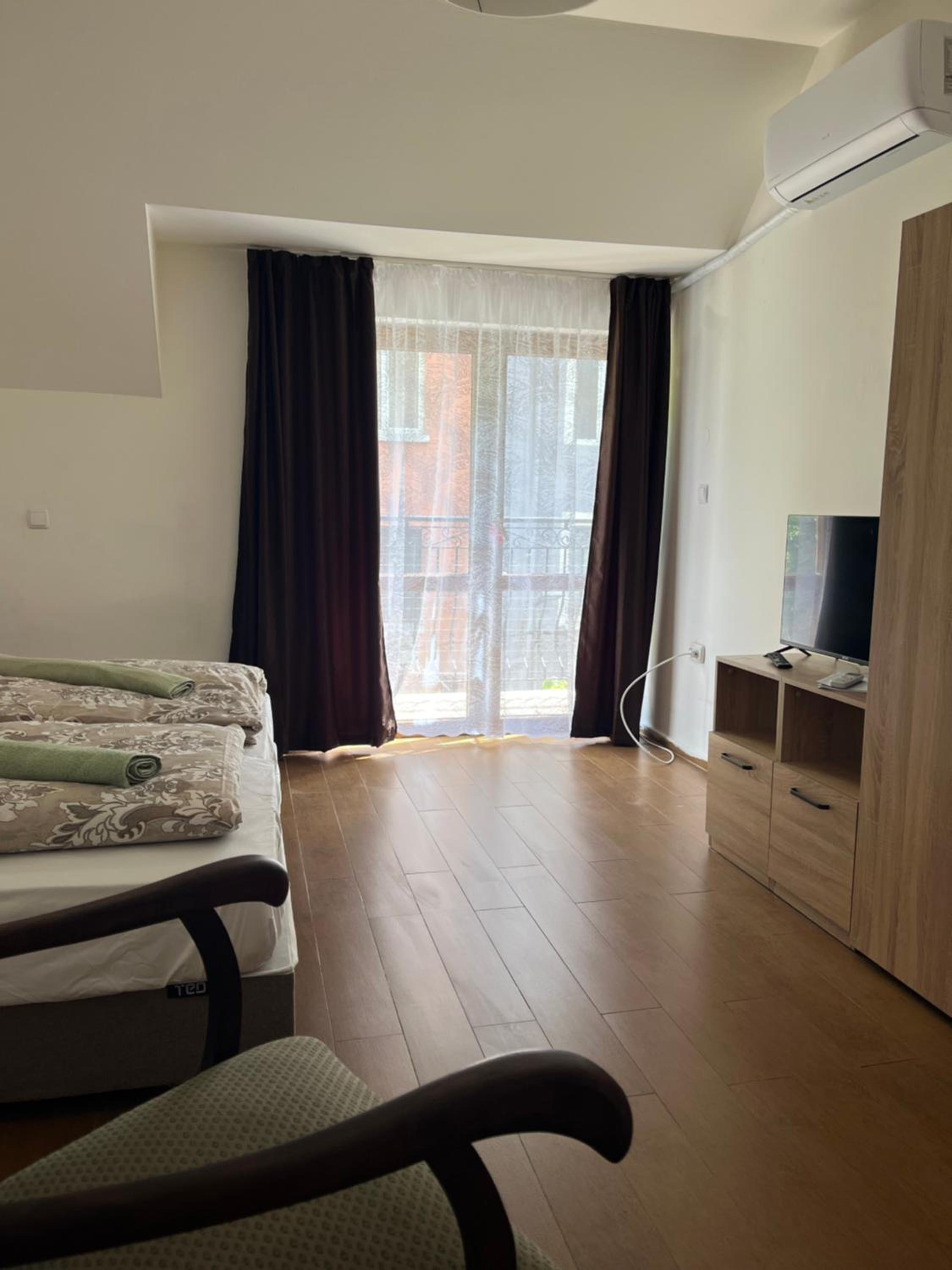 Nova Guesthouse - Private En-Suite Rooms I Sofia Center I Self Check-In