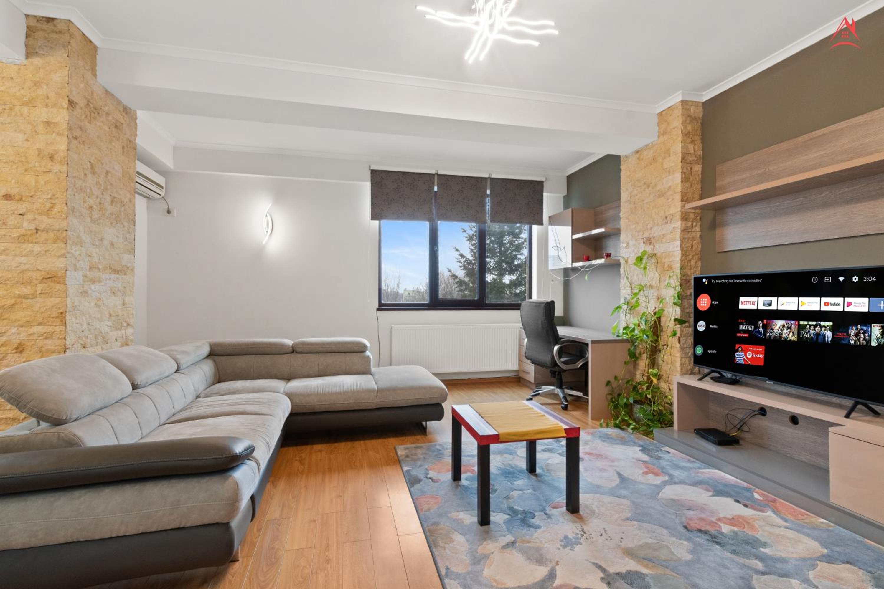 Baneasa Lake Large and Cozy Apartment view 2