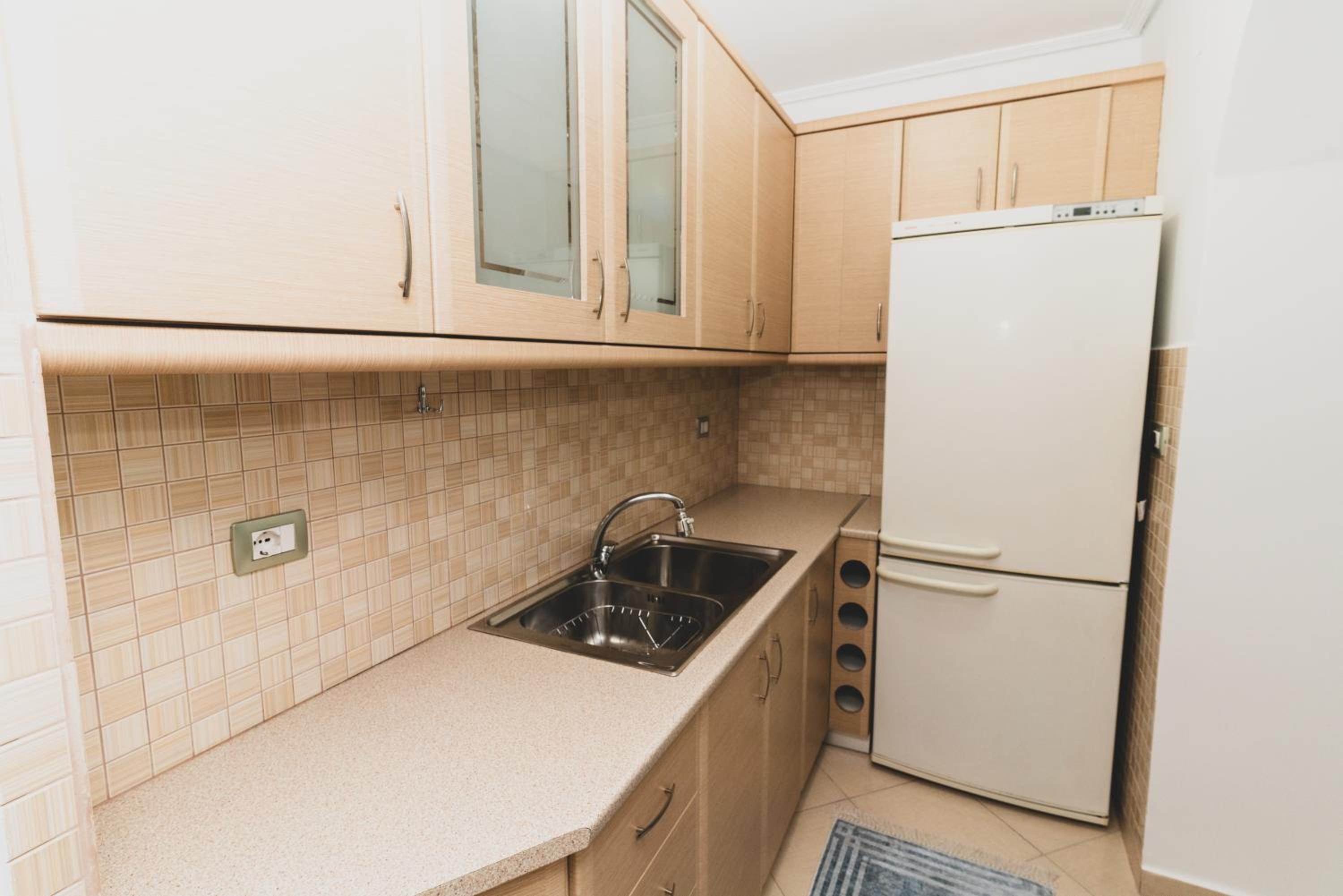 Enzo Apartment Sarande
