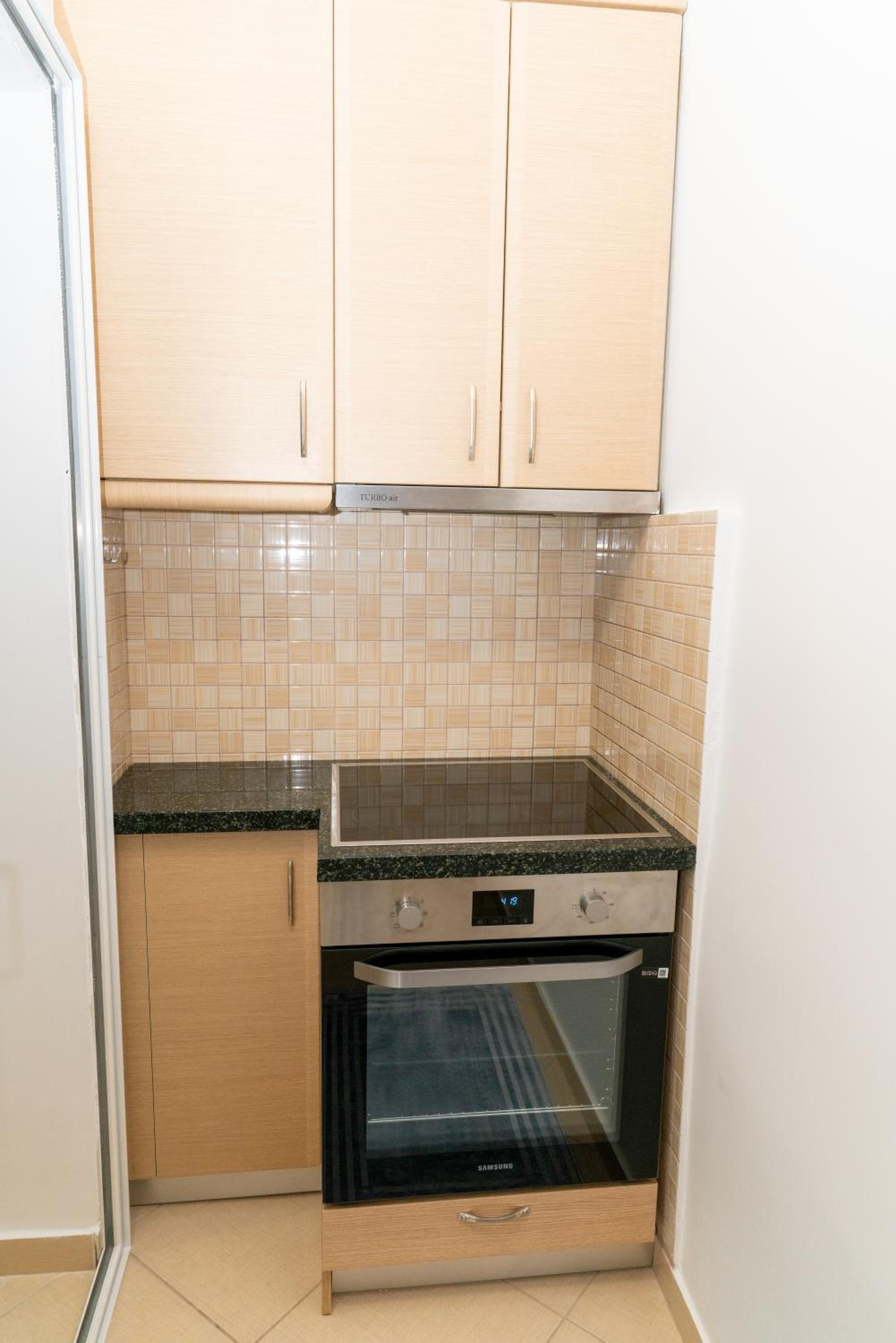 Enzo Apartment Sarande