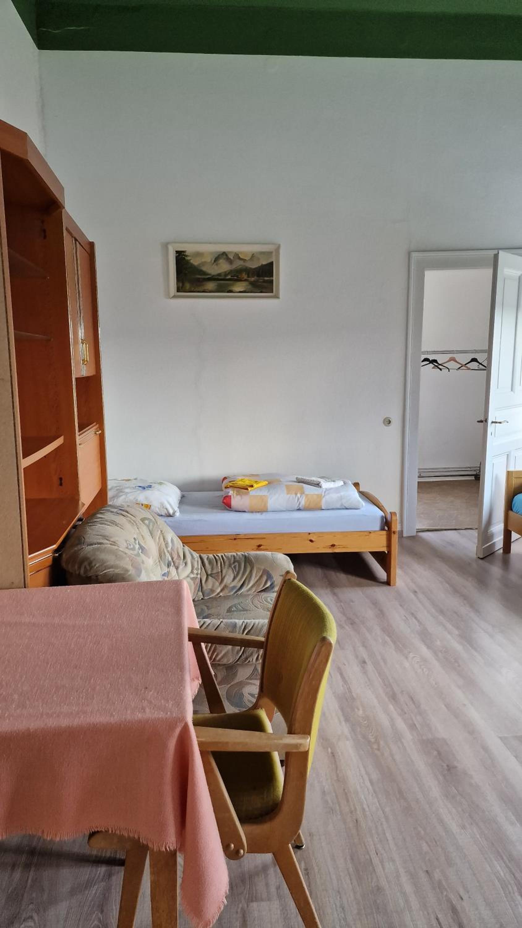 3 Monteurzimmer Wohnung Hugel