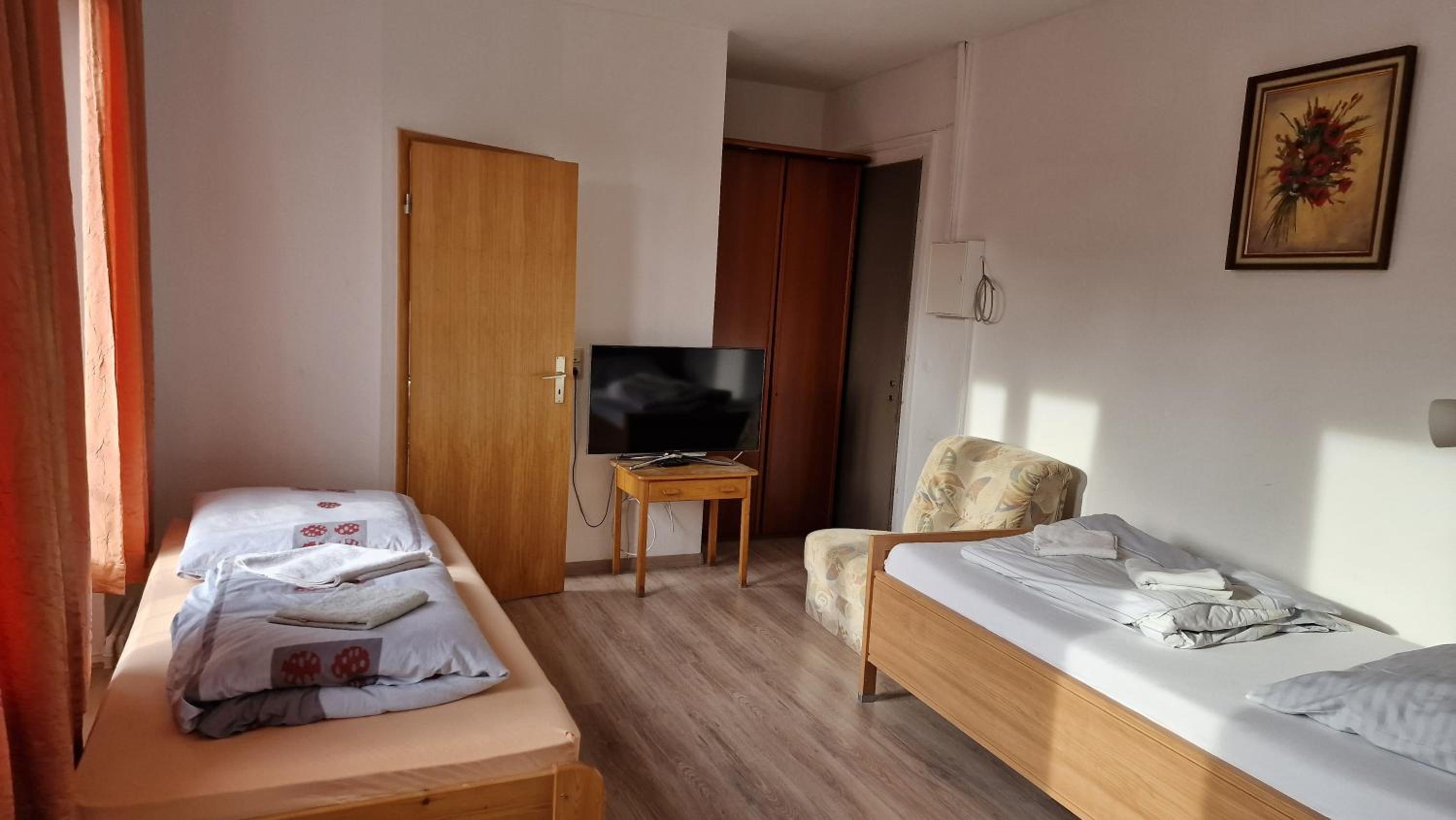 3 Monteurzimmer Wohnung Hugel