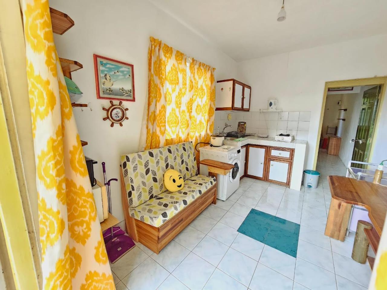 Tropical Apartment view 5