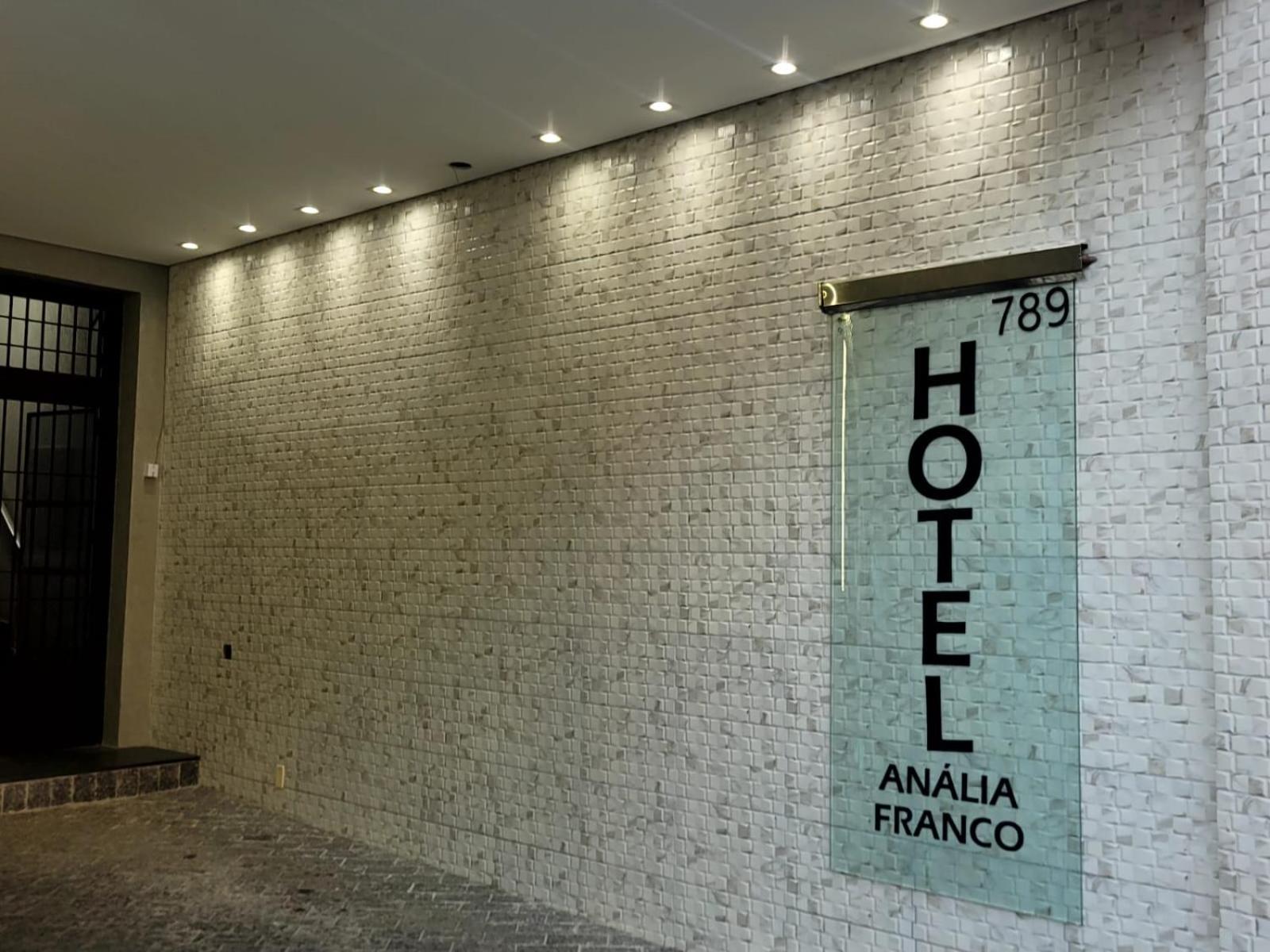 Hotel Anália Franco - Image 1