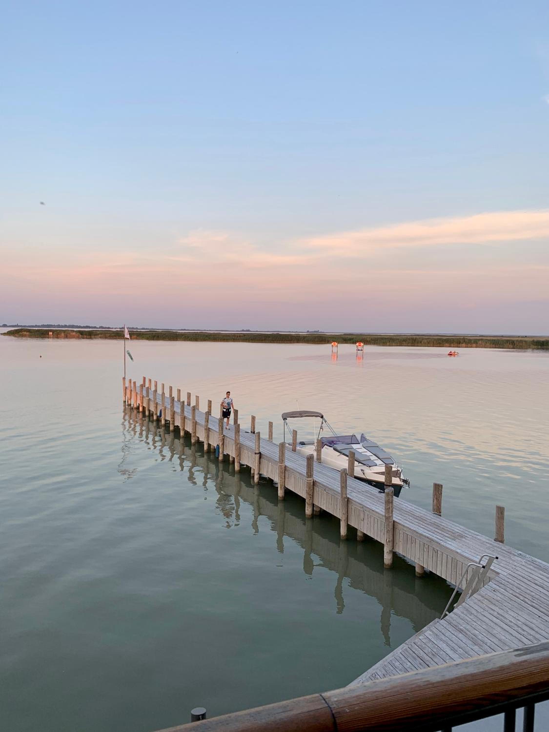 Seehütte Neusiedlersee - Seehaus inklusive Elektroboot