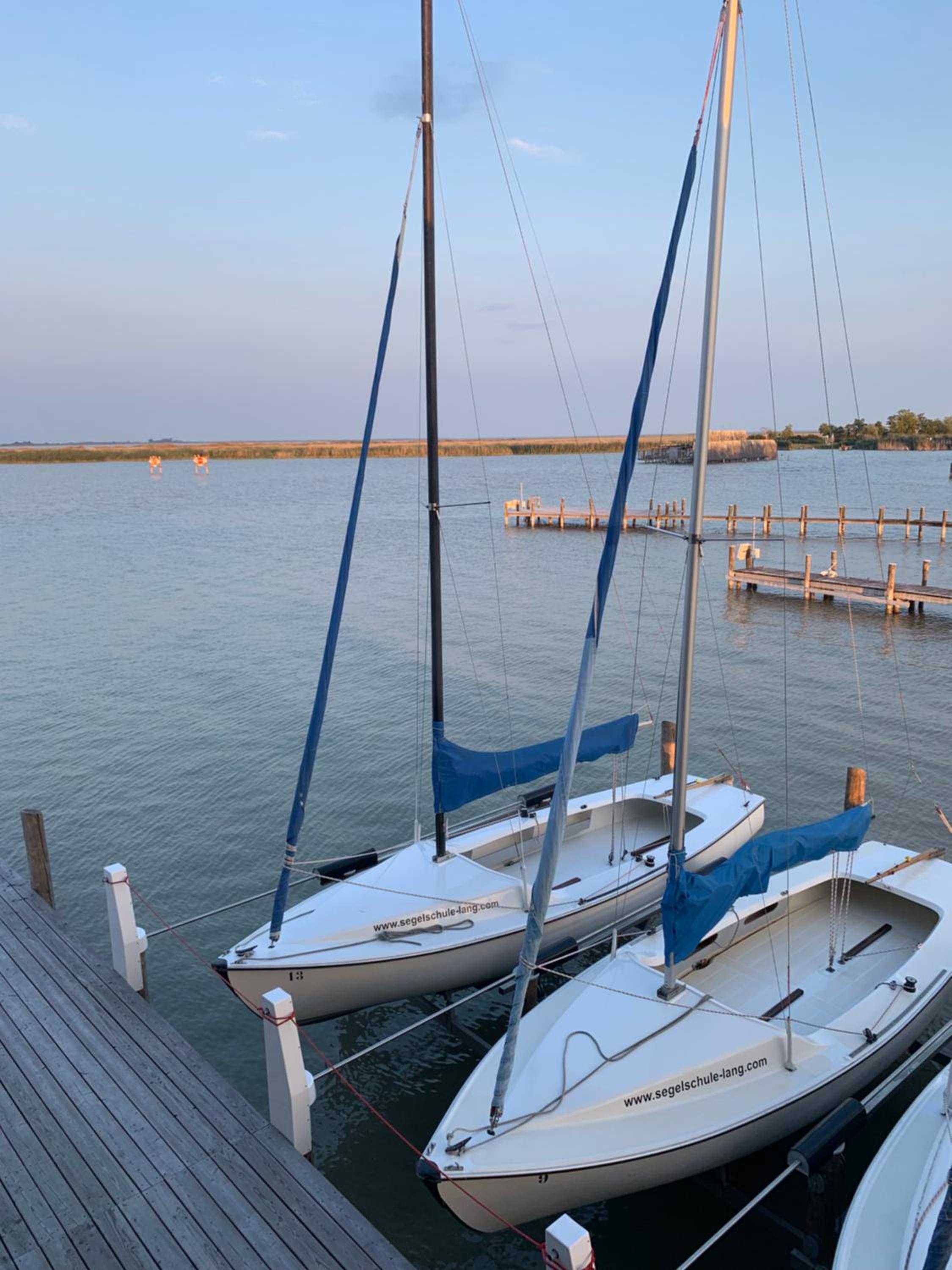 Seehütte Neusiedlersee - Seehaus inklusive Elektroboot