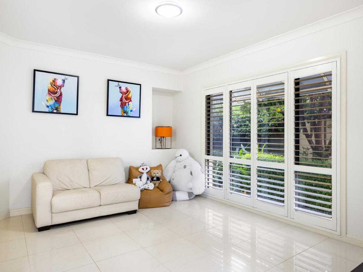 Spacious Comfy 4 Bedroom Home near Sunnybank