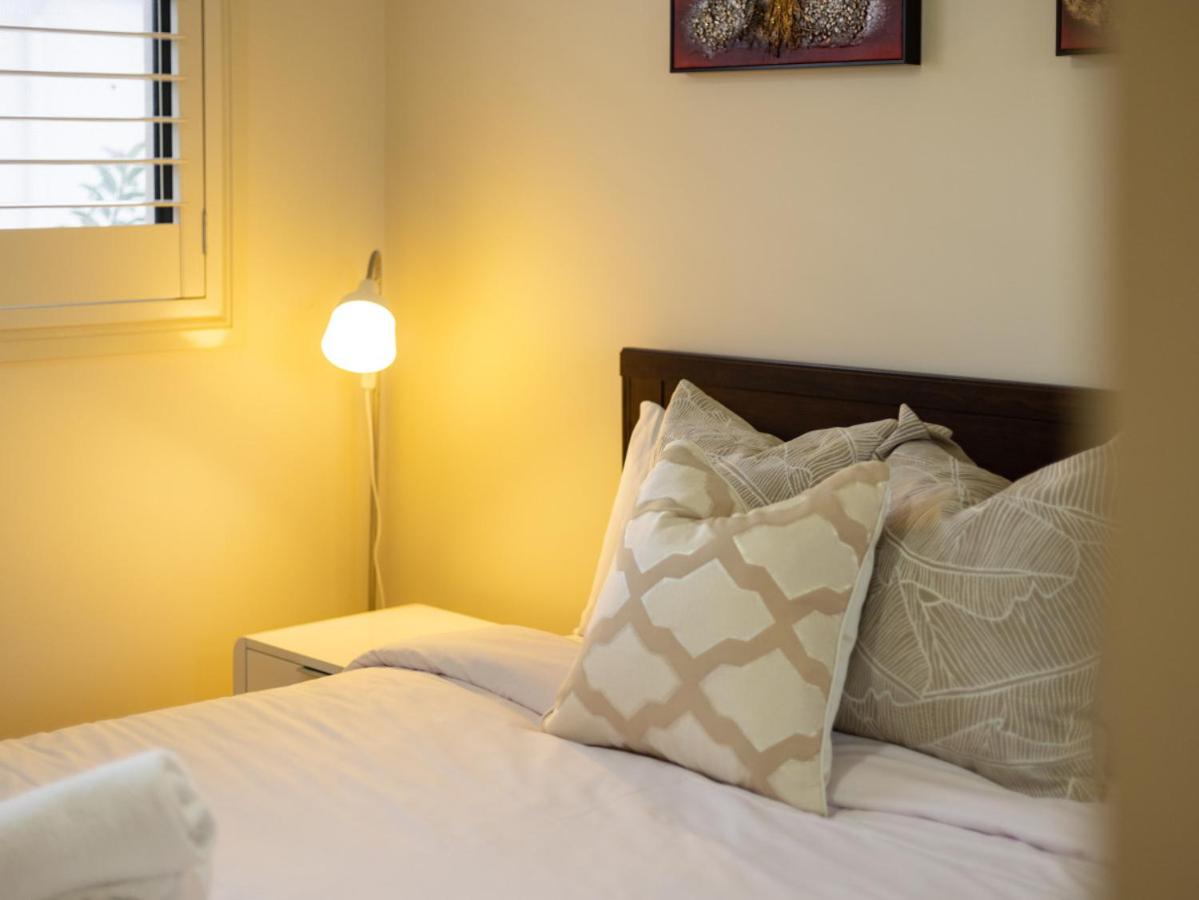 Spacious Comfy 4 Bedroom Home near Sunnybank