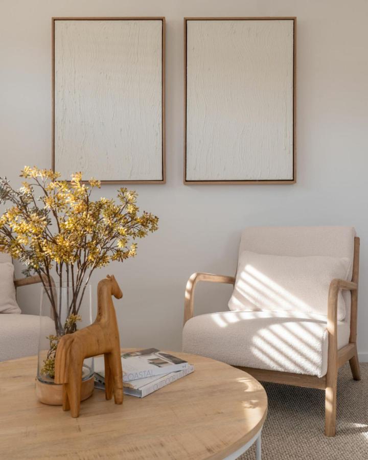 Cream Elegance Brand new Luxury 5BR Ex Display Home