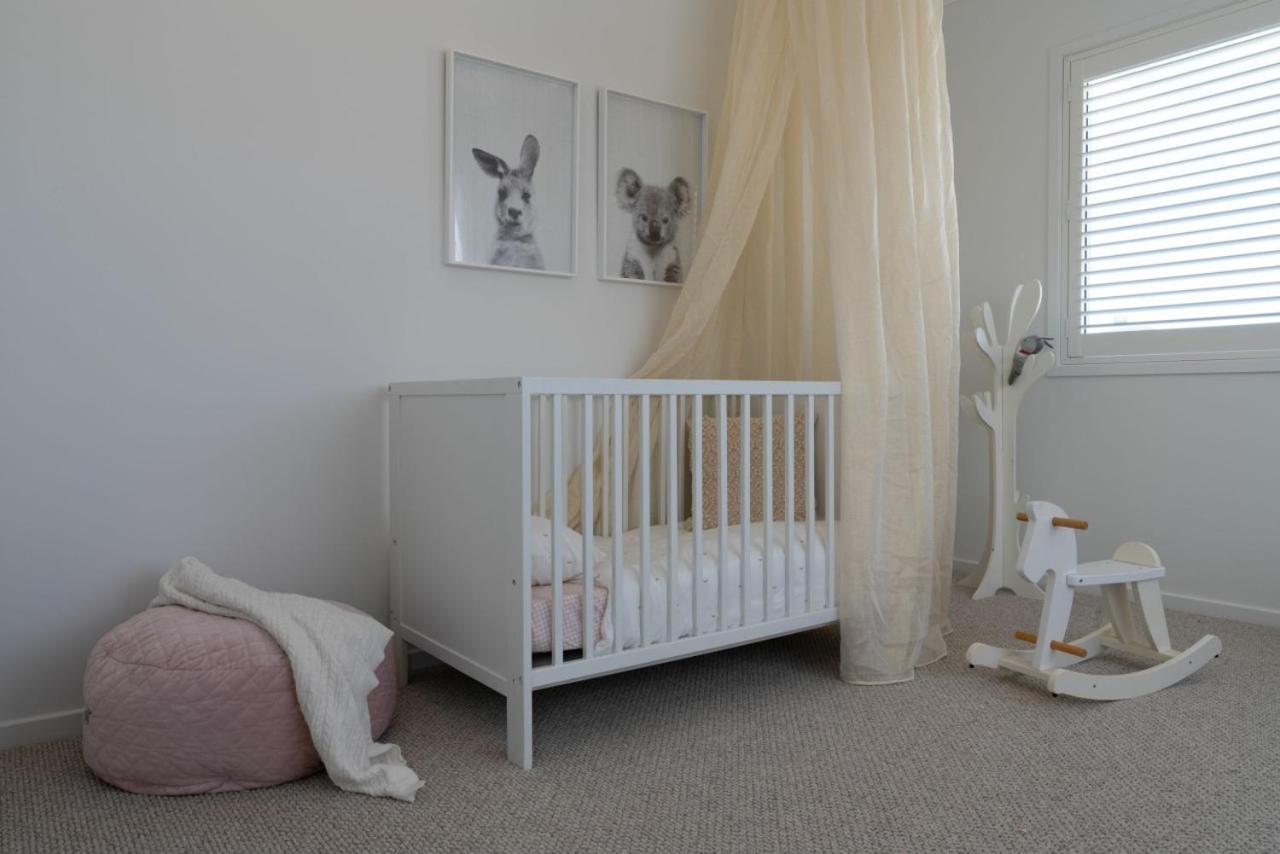 Cream Elegance Brand new Luxury 5BR Ex Display Home