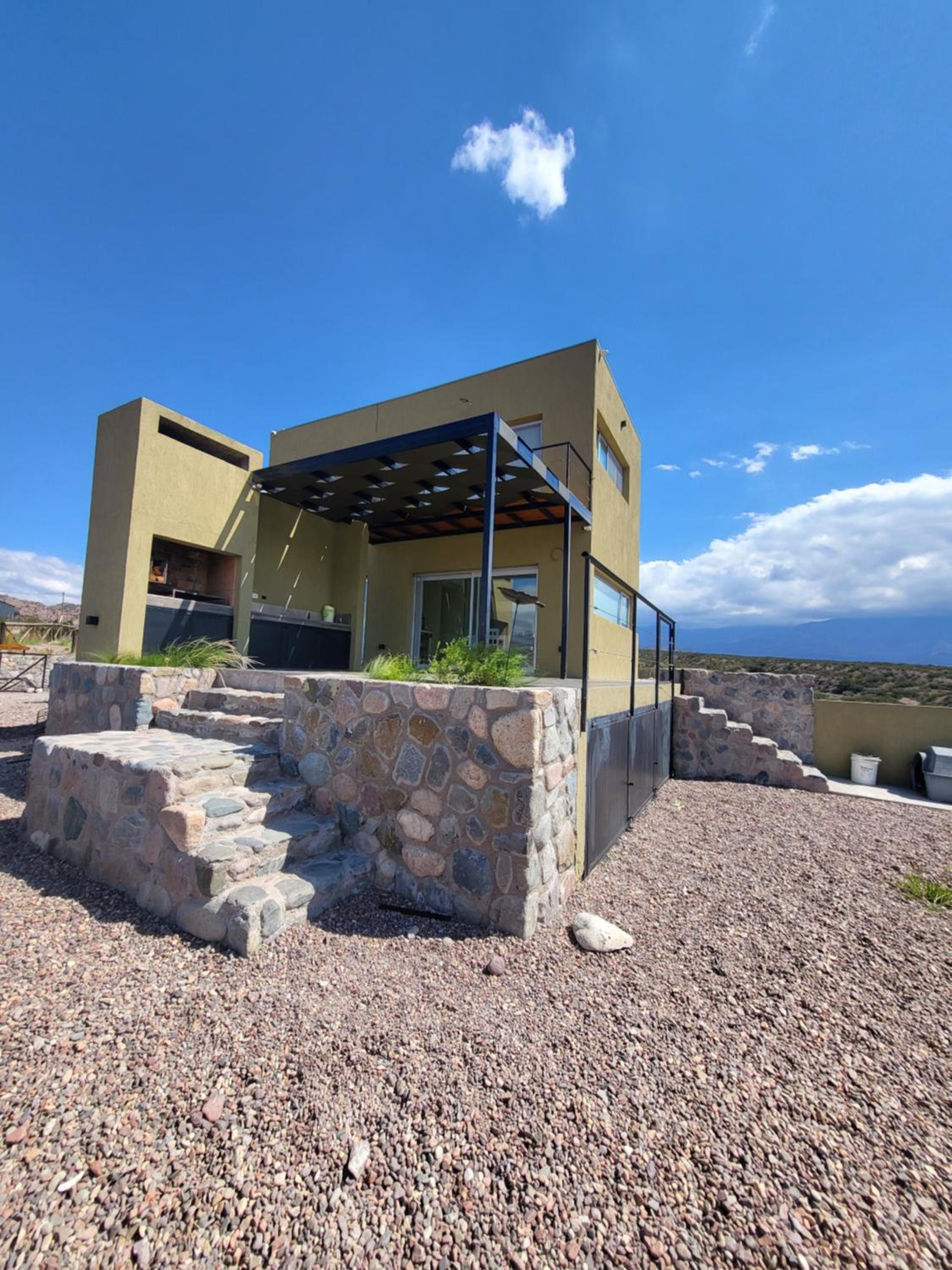 Villamagna, casa en Potrerillos