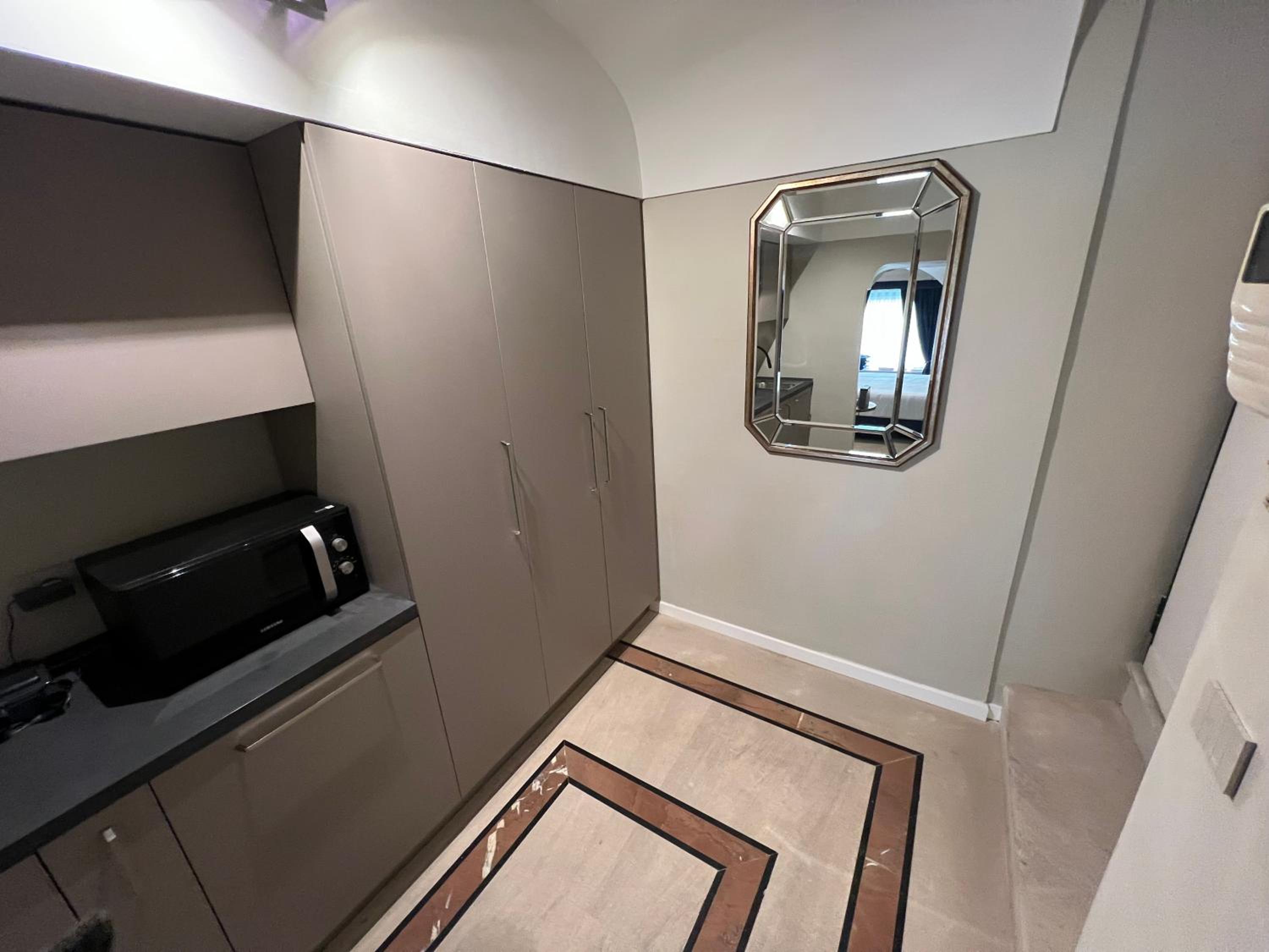 Rome luxury blue suites- LOVE
