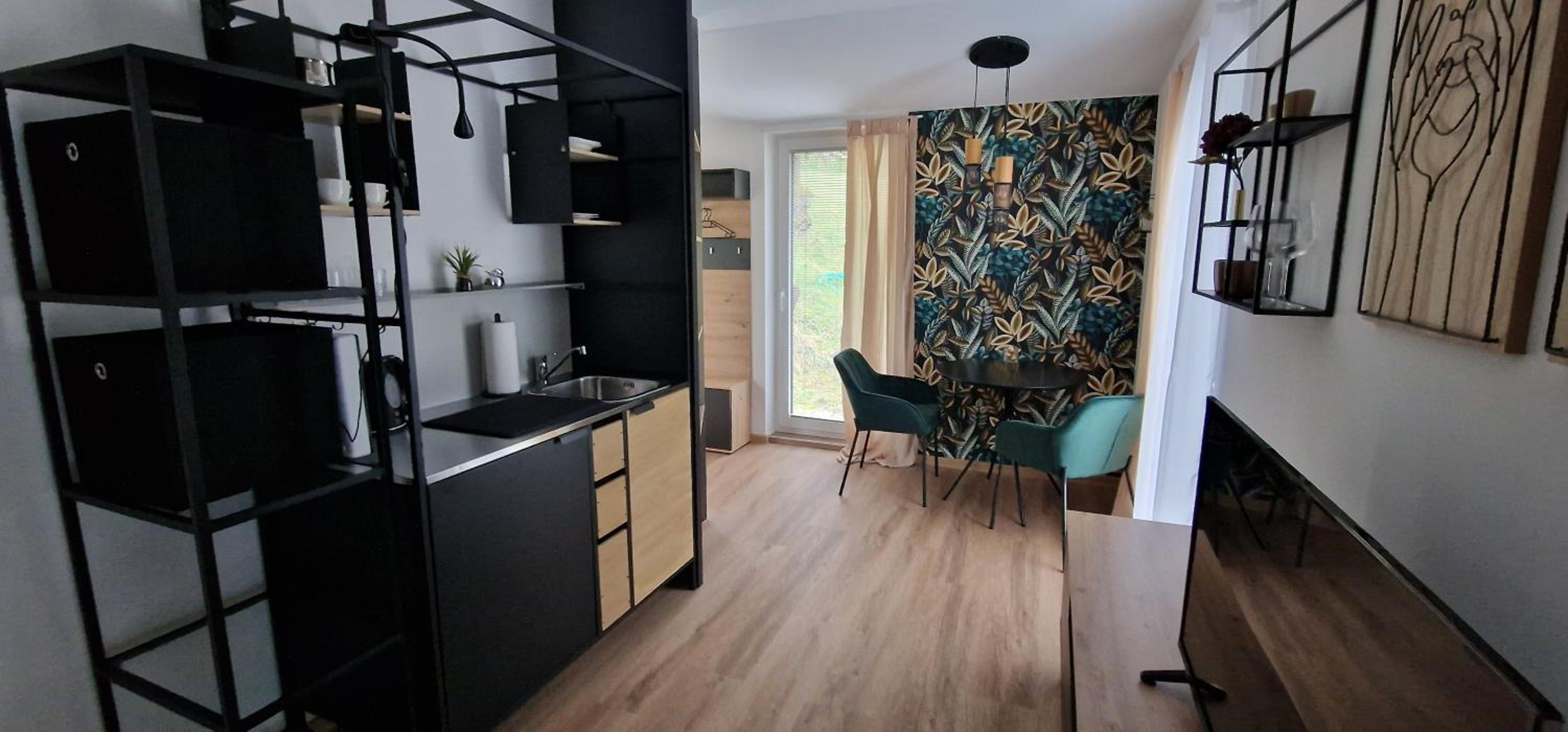 Studio Apartment Aurora view 2