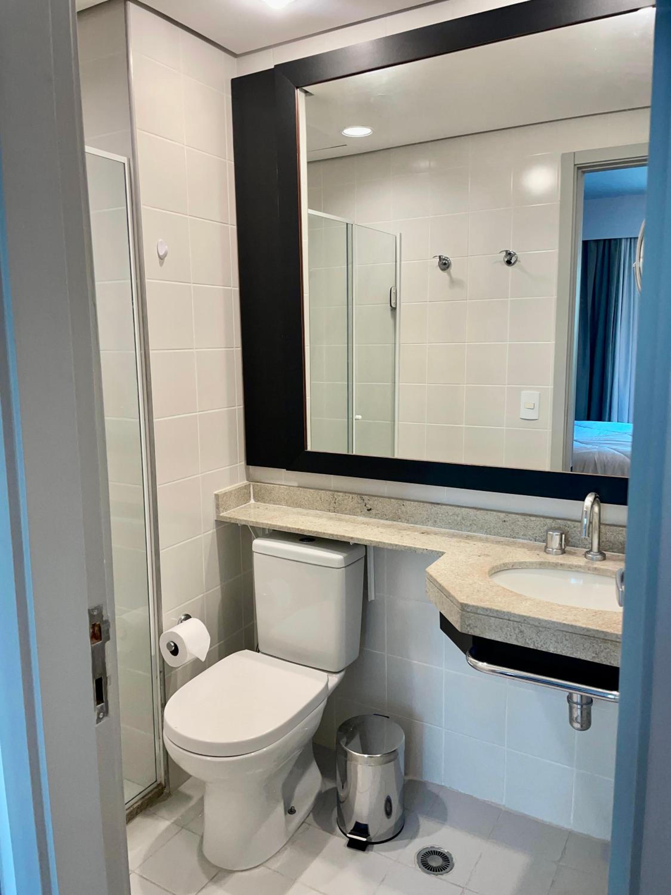 Flat luxo no hotel Mel. Ibirapuera c/ vaga