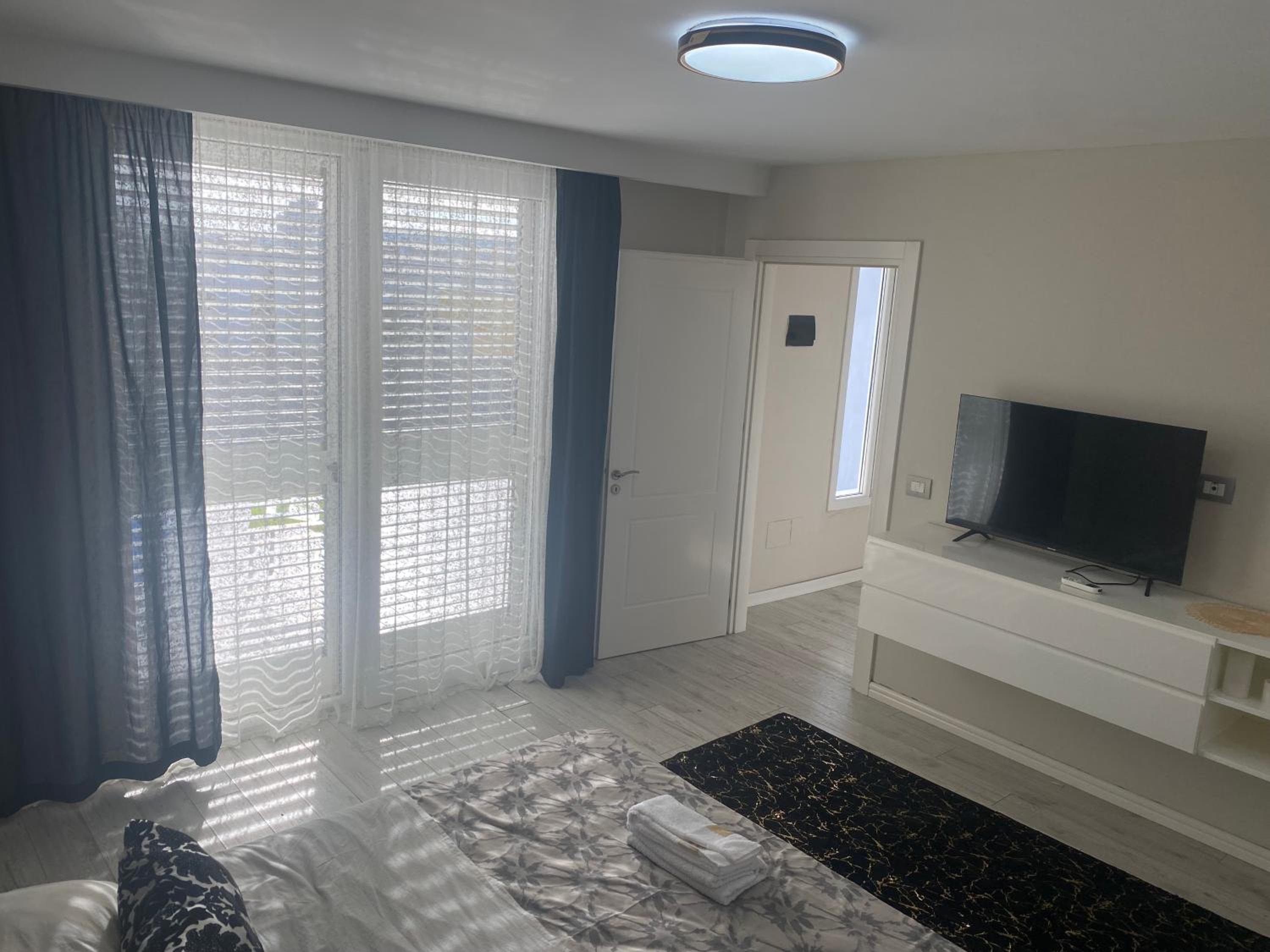 HENRI'S APARTAMENT