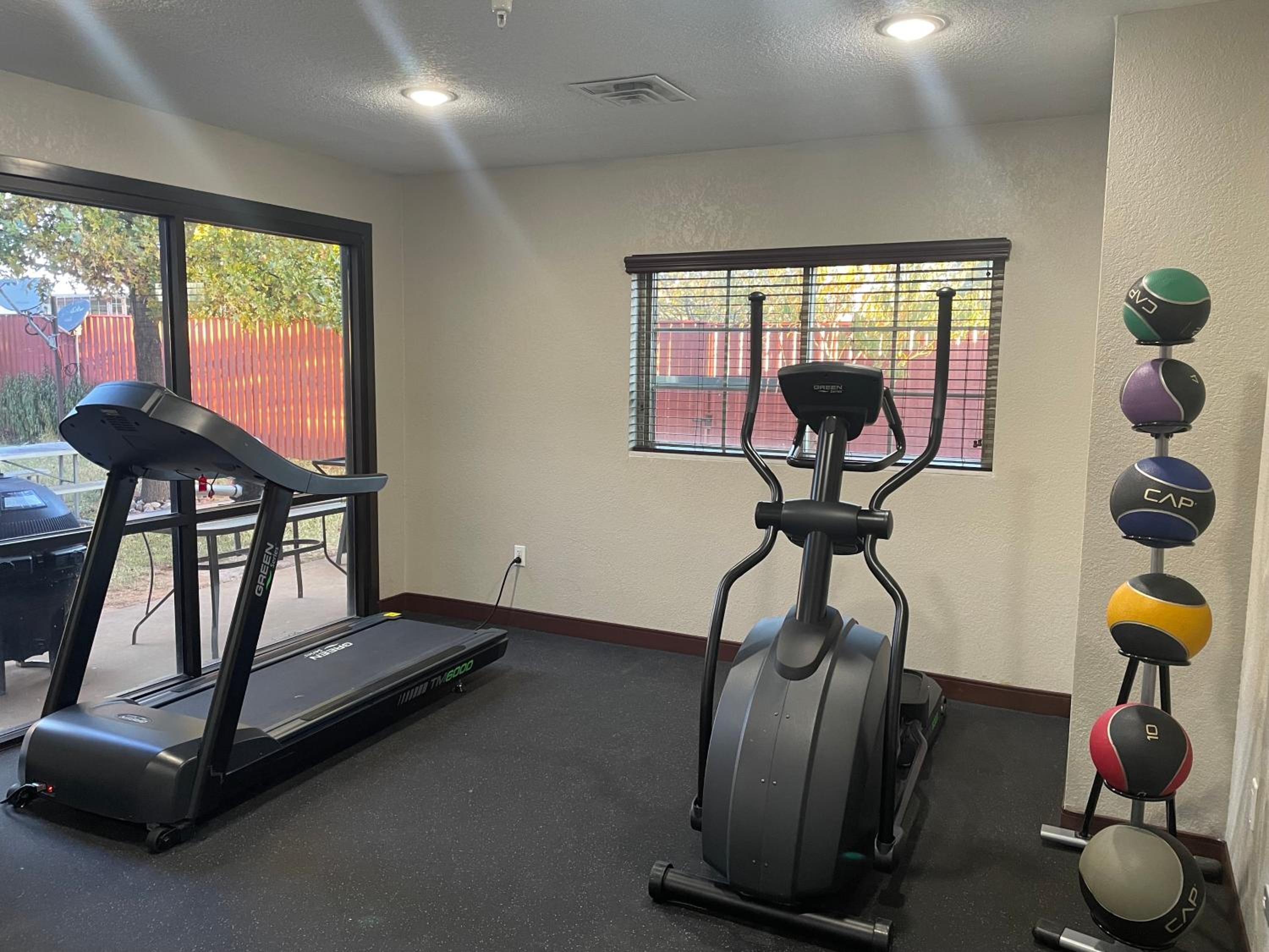 Childress Vacations - Days Inn by Wyndham Childress - Property Image 10