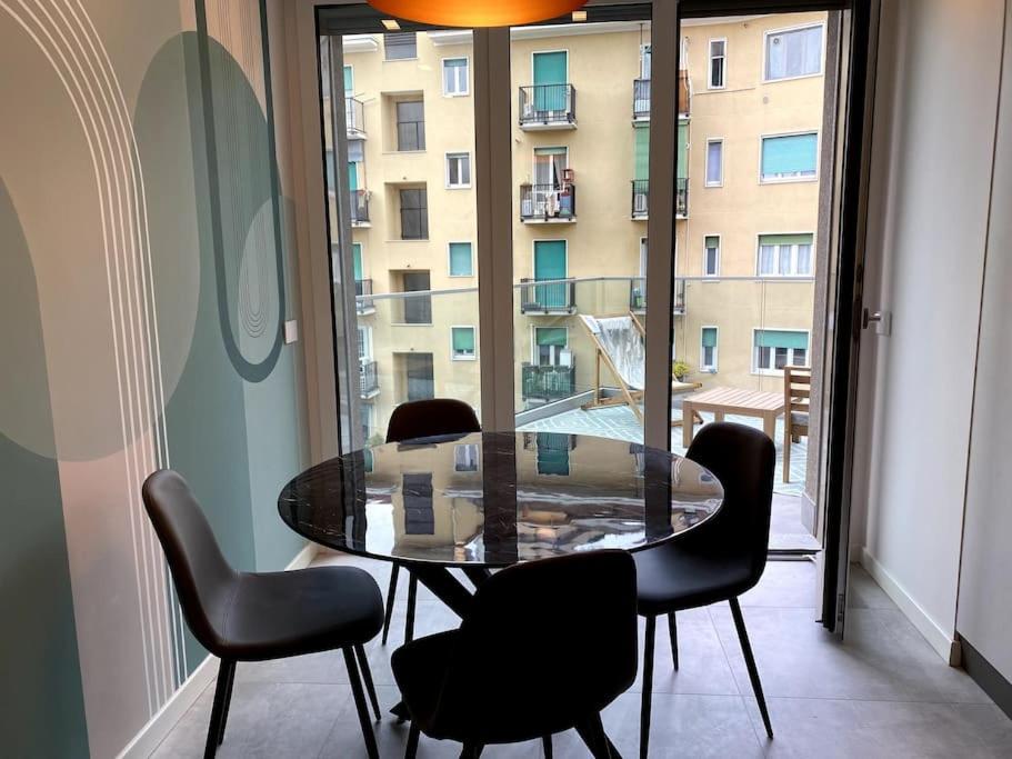 Luma Apartment: Luxurious Terrace in Skyscraper 5 minutes from Duomo