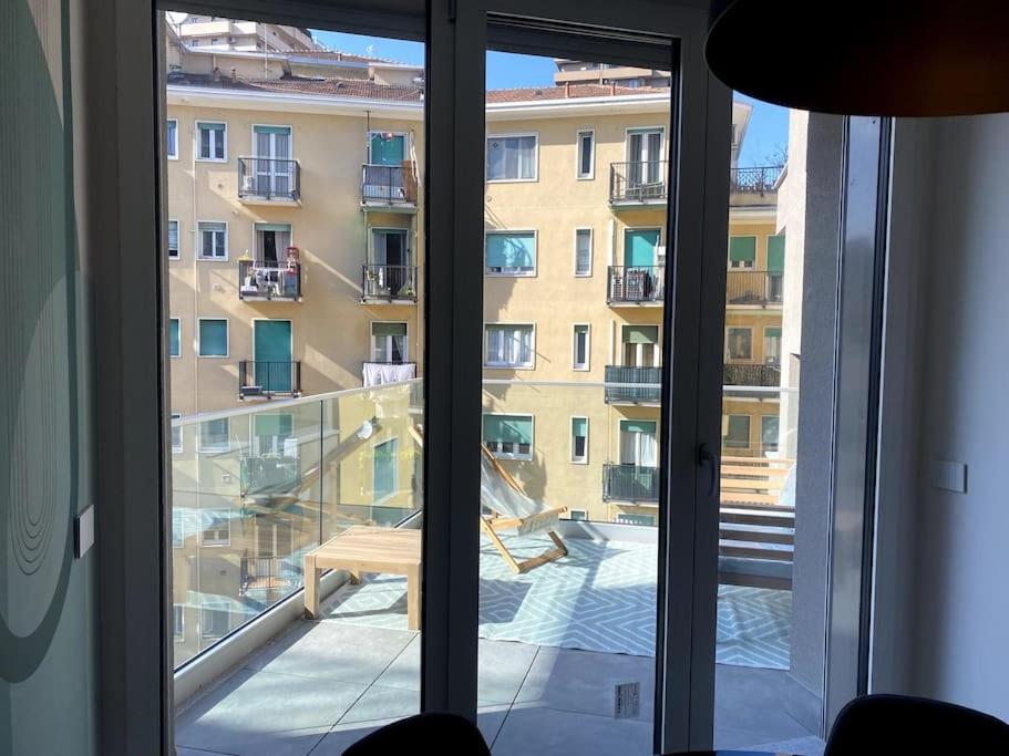 Luma Apartment: Luxurious Terrace in Skyscraper 5 minutes from Duomo