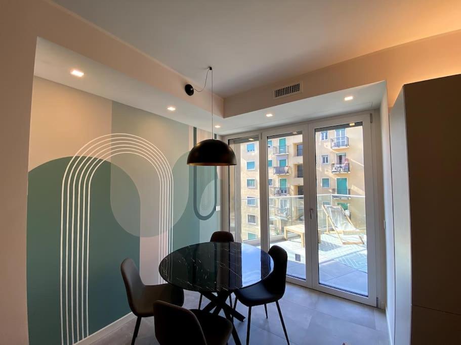 Luma Apartment: Luxurious Terrace in Skyscraper 5 minutes from Duomo