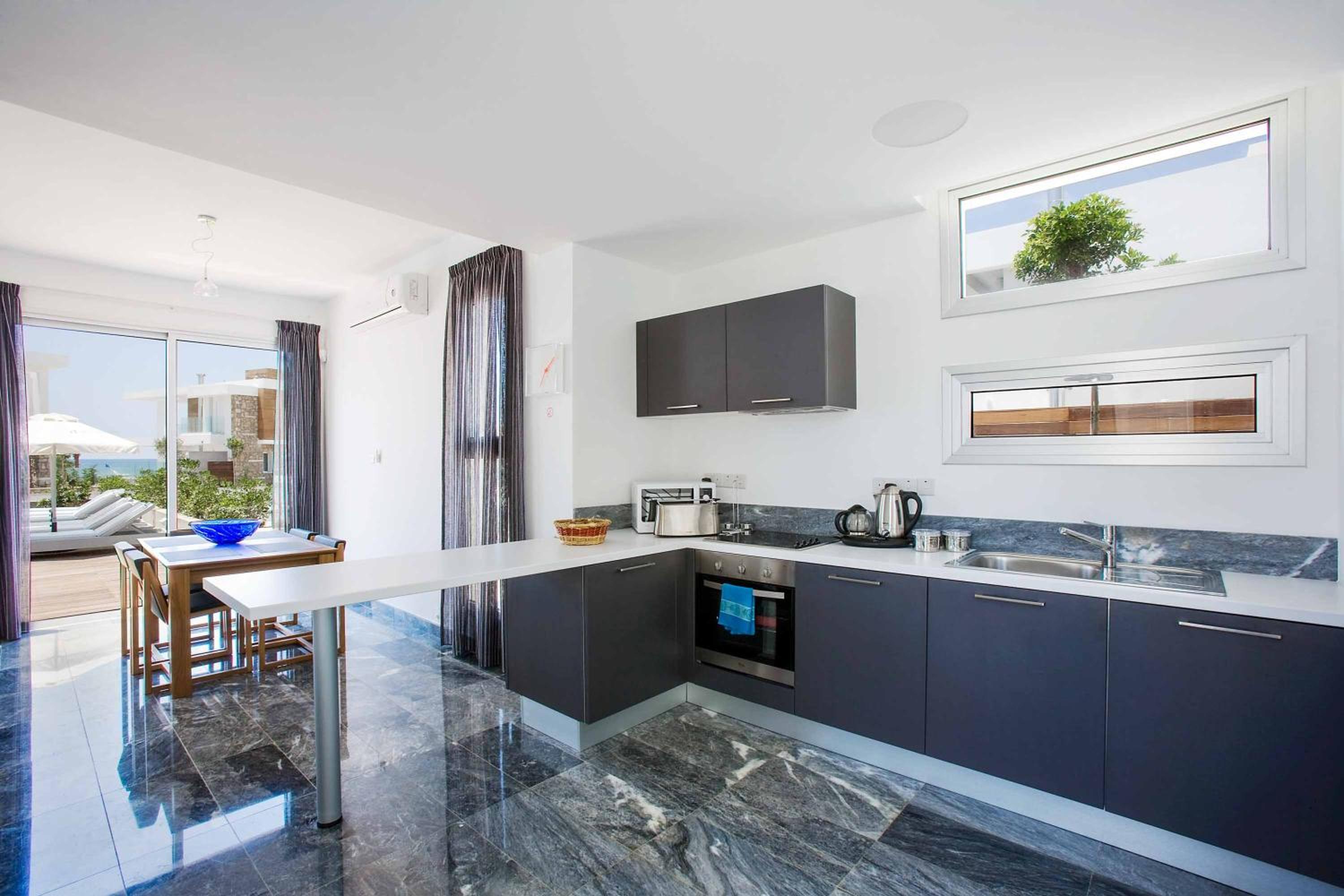 Villa Periwinkle
