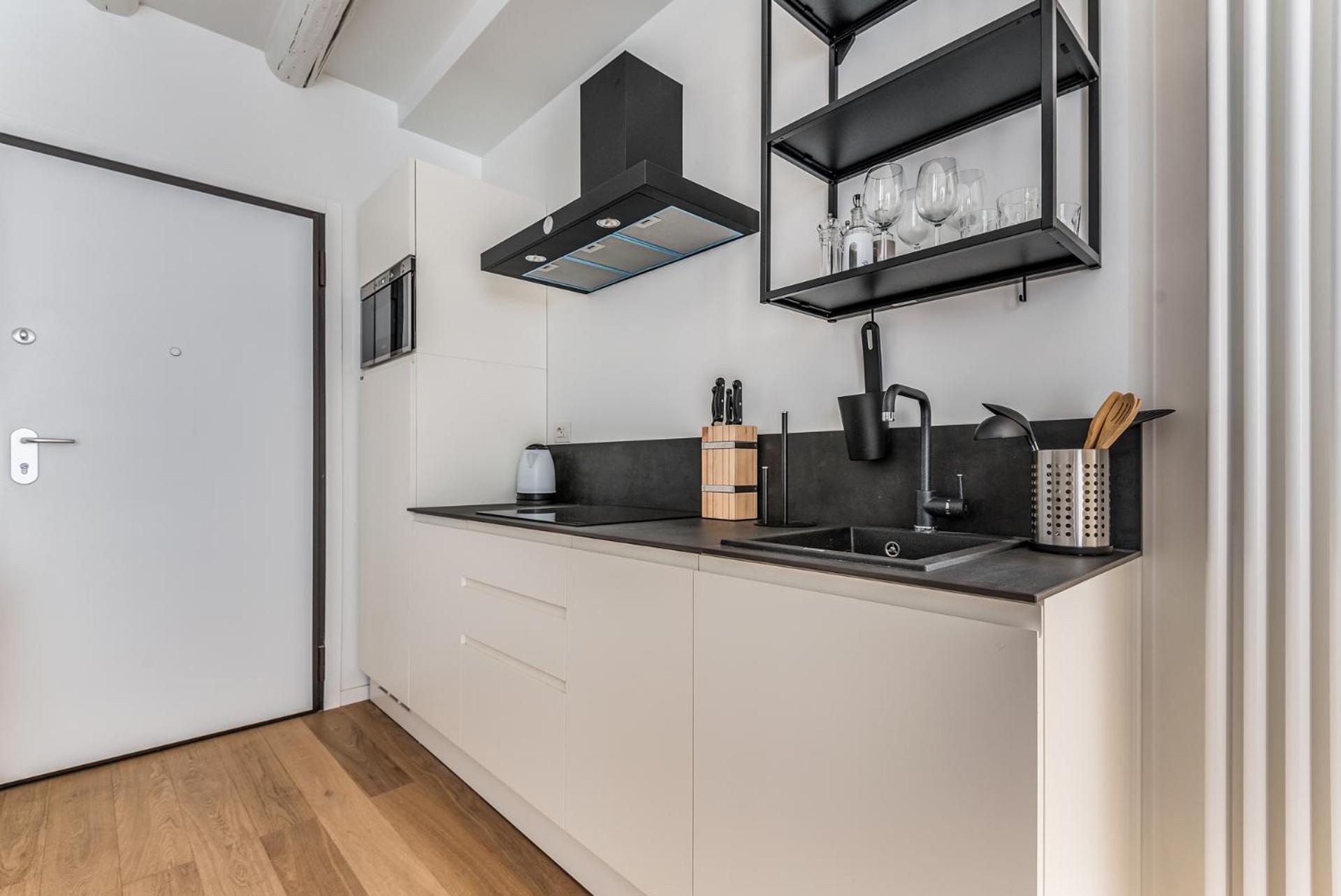 Milano Via Cagnola Arco della Pace 4PAX-WIFI