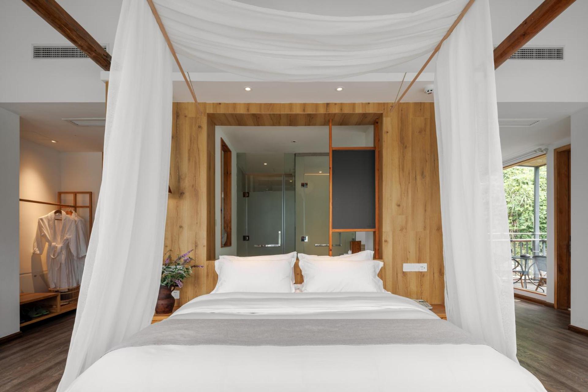 JianWai-Canyon Resort