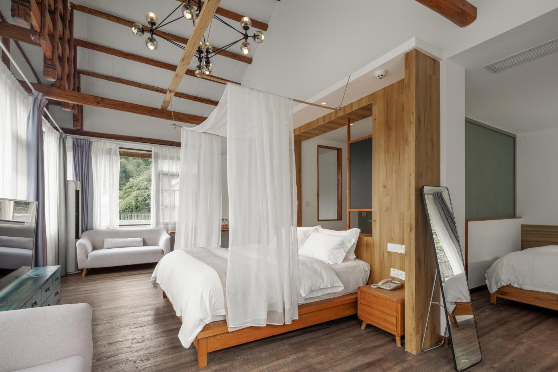 JianWai-Canyon Resort